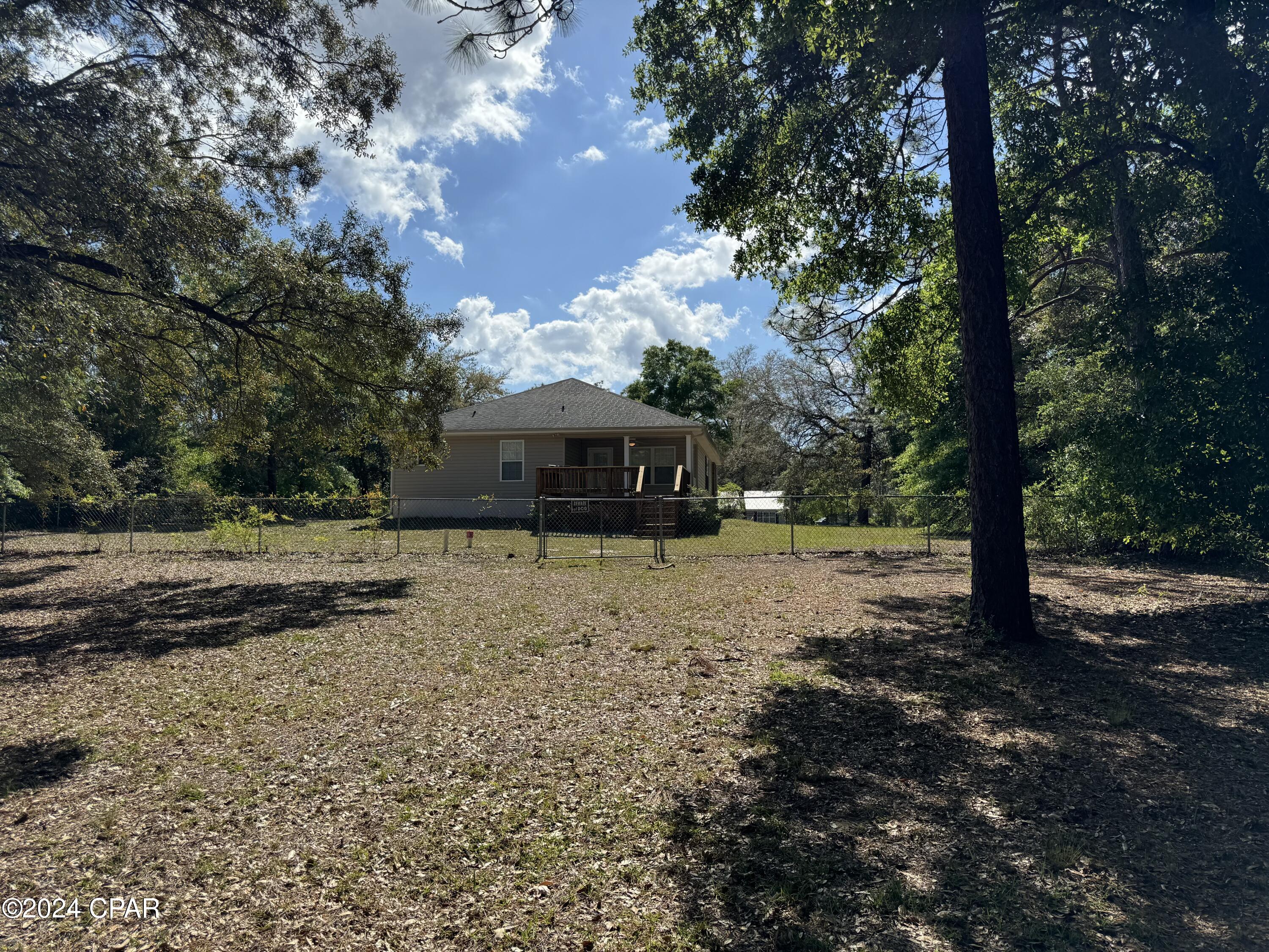 Leisure Lakes - Residential Lease