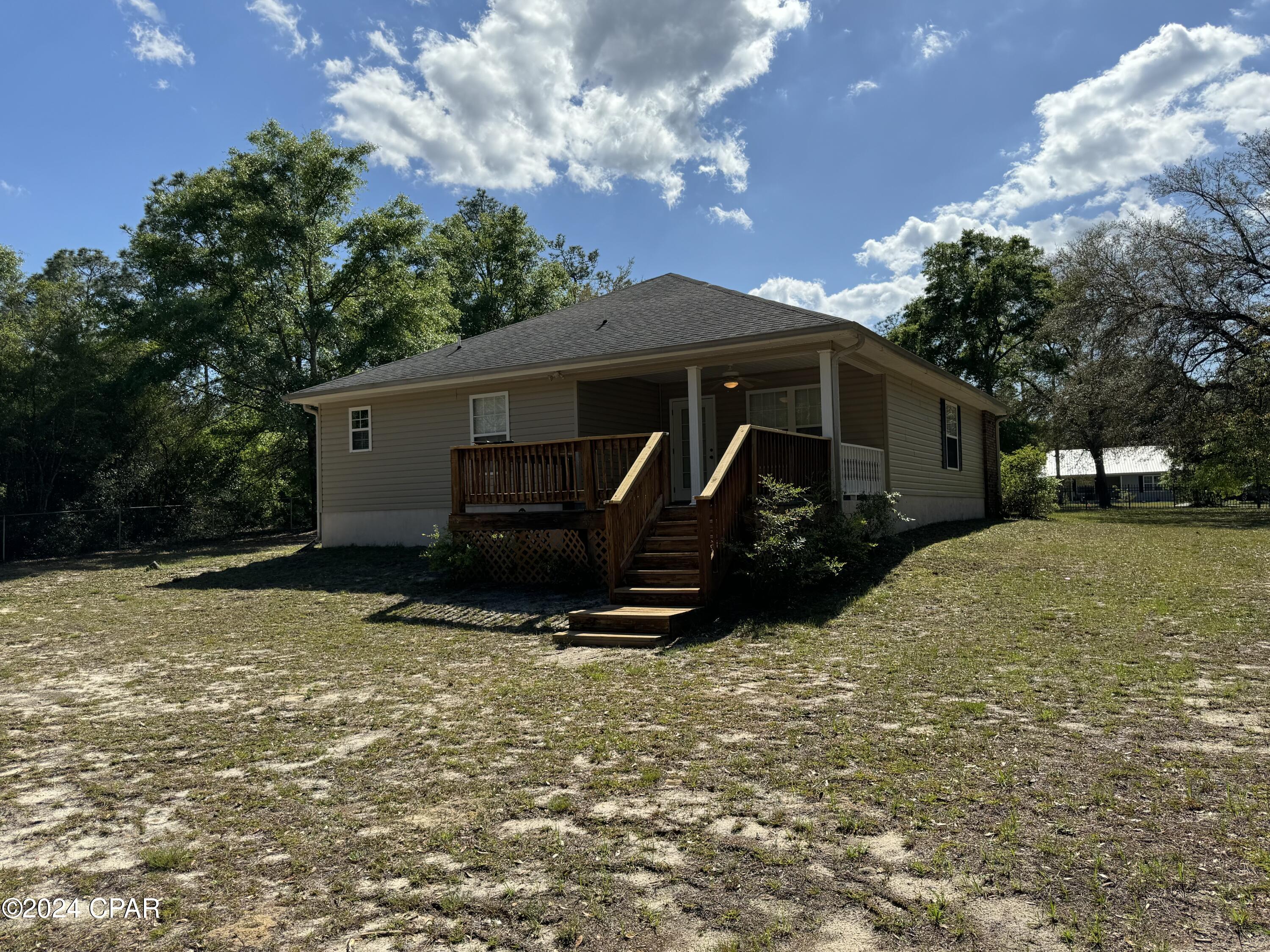 Leisure Lakes - Residential Lease