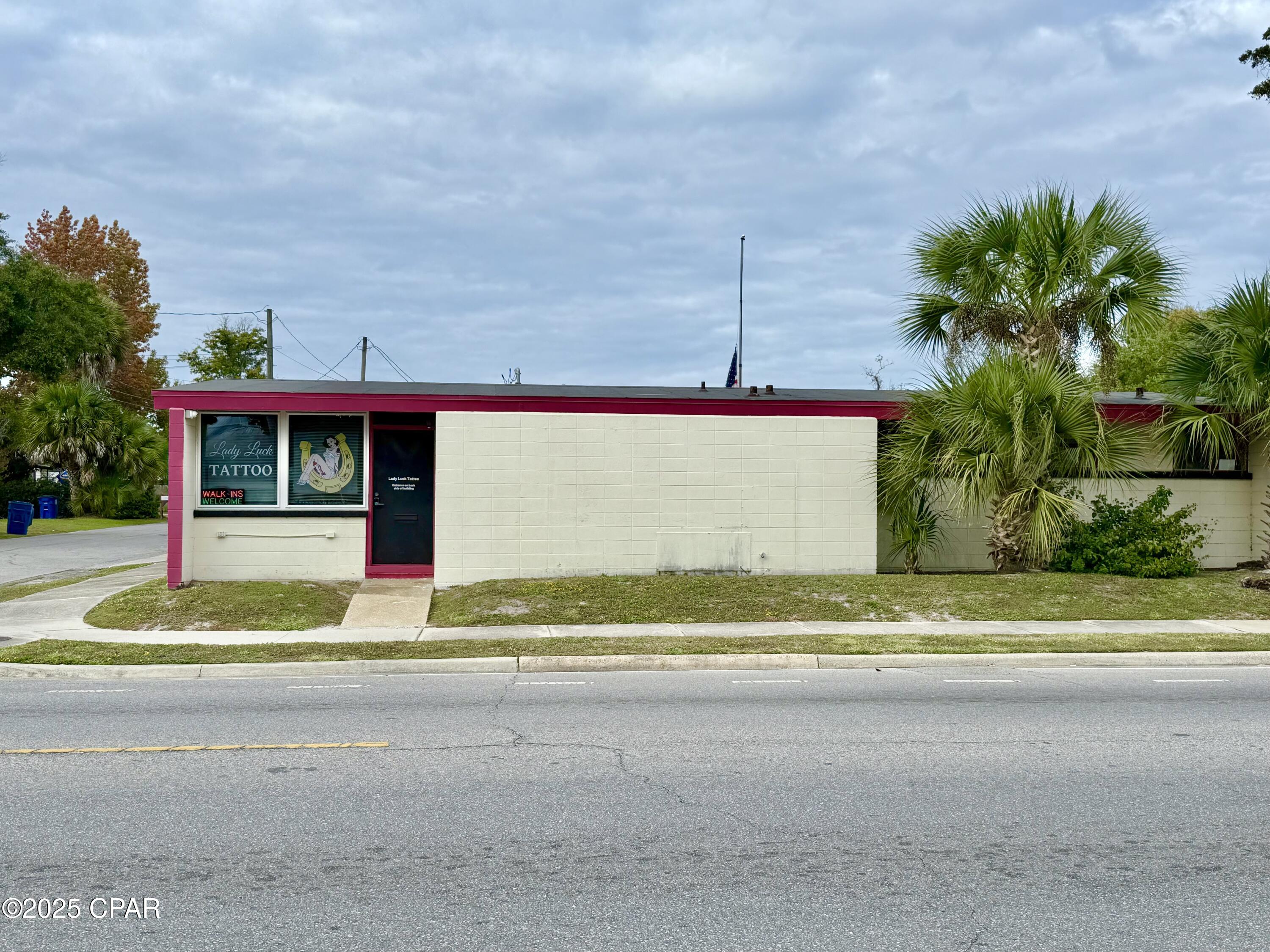 [No Recorded Subdiv] - Commercial Sale