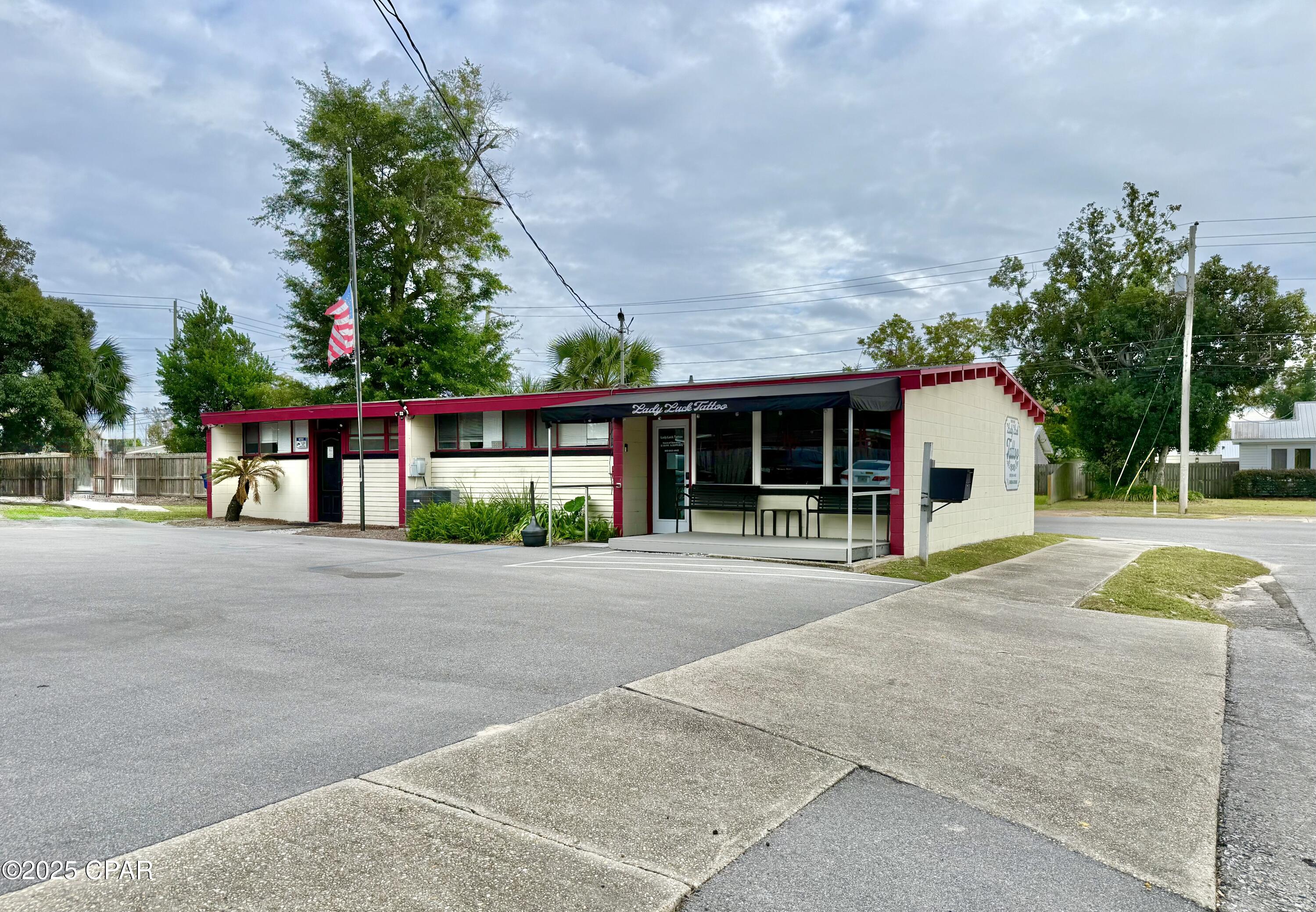 [No Recorded Subdiv] - Commercial Sale