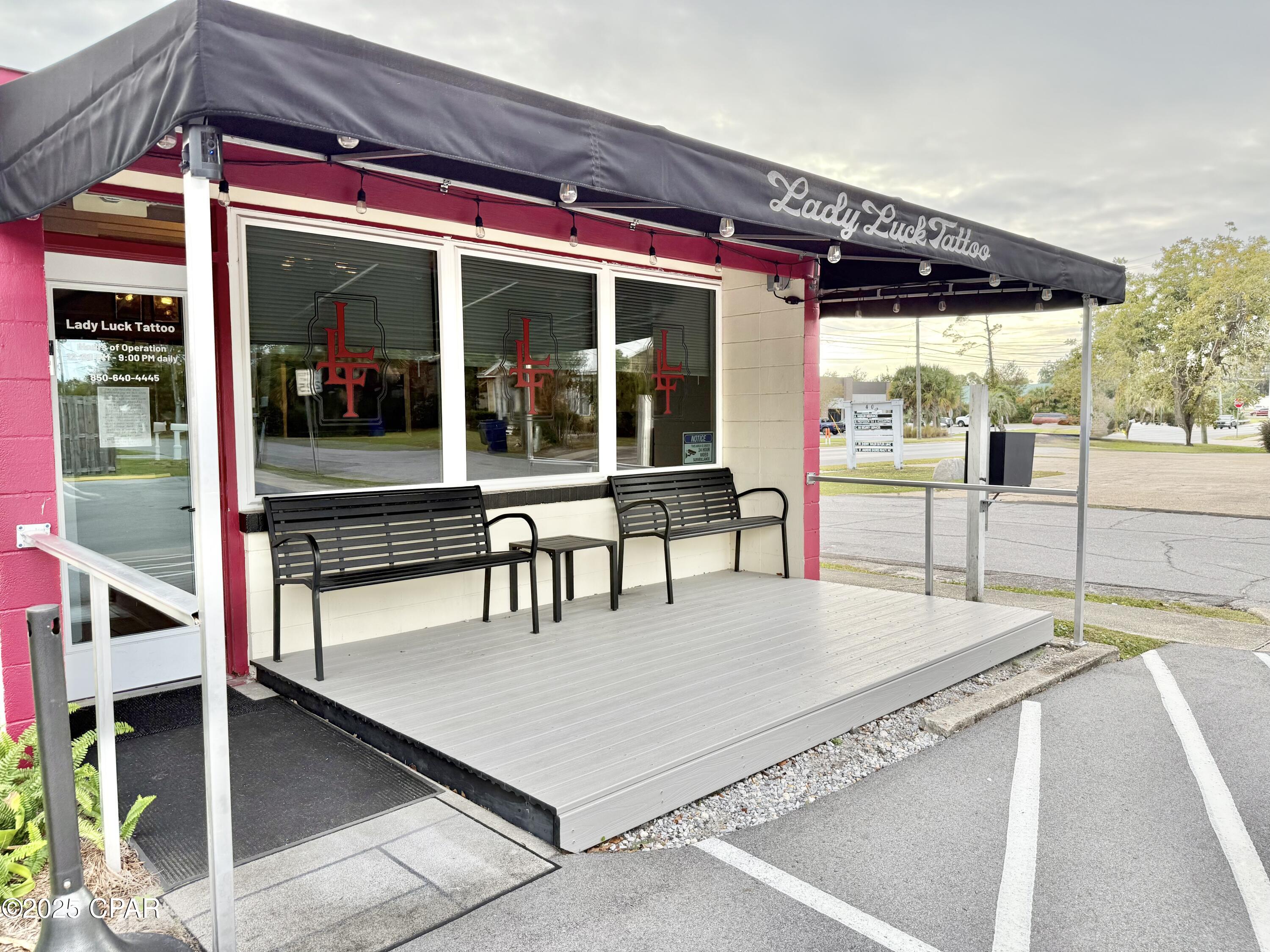 [No Recorded Subdiv] - Commercial Sale