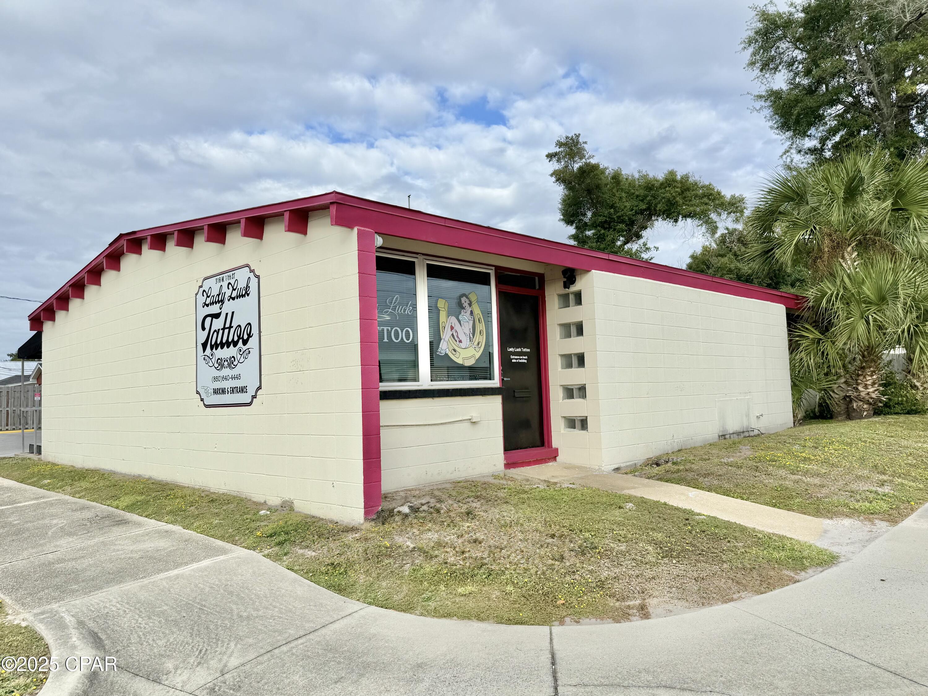 [No Recorded Subdiv] - Commercial Sale