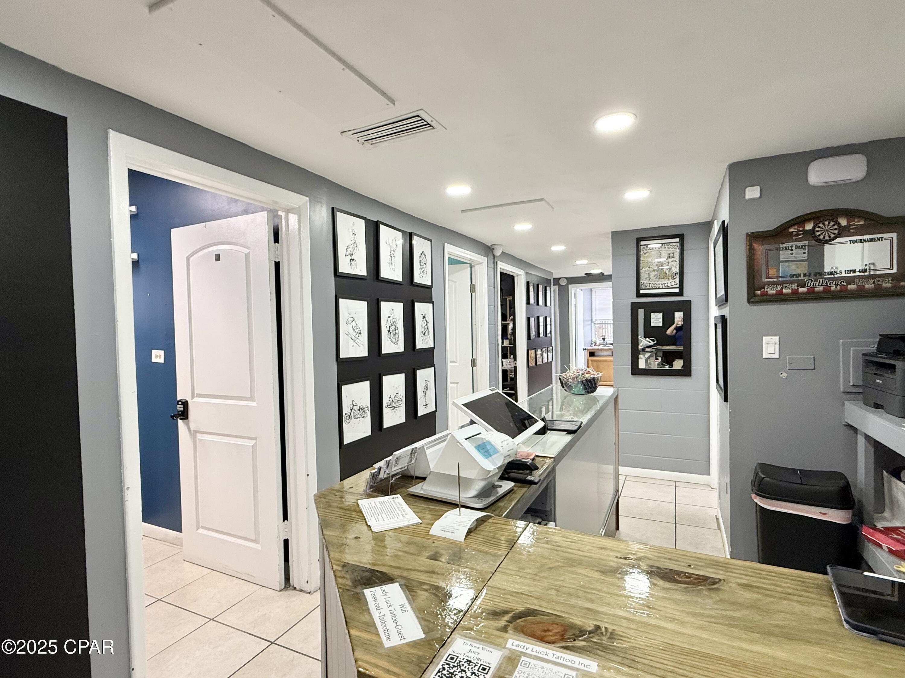 [No Recorded Subdiv] - Commercial Sale