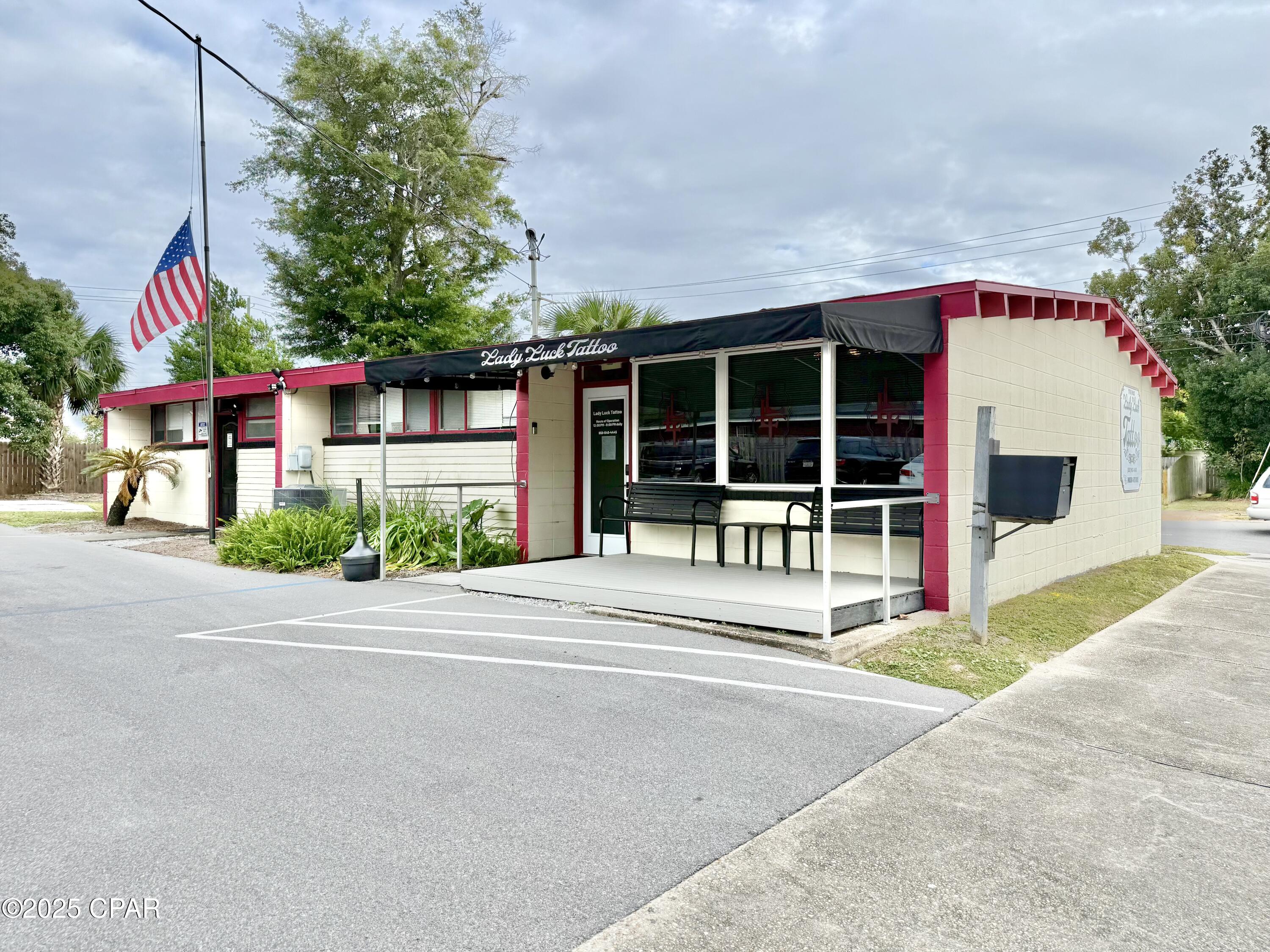 [No Recorded Subdiv] - Commercial Sale