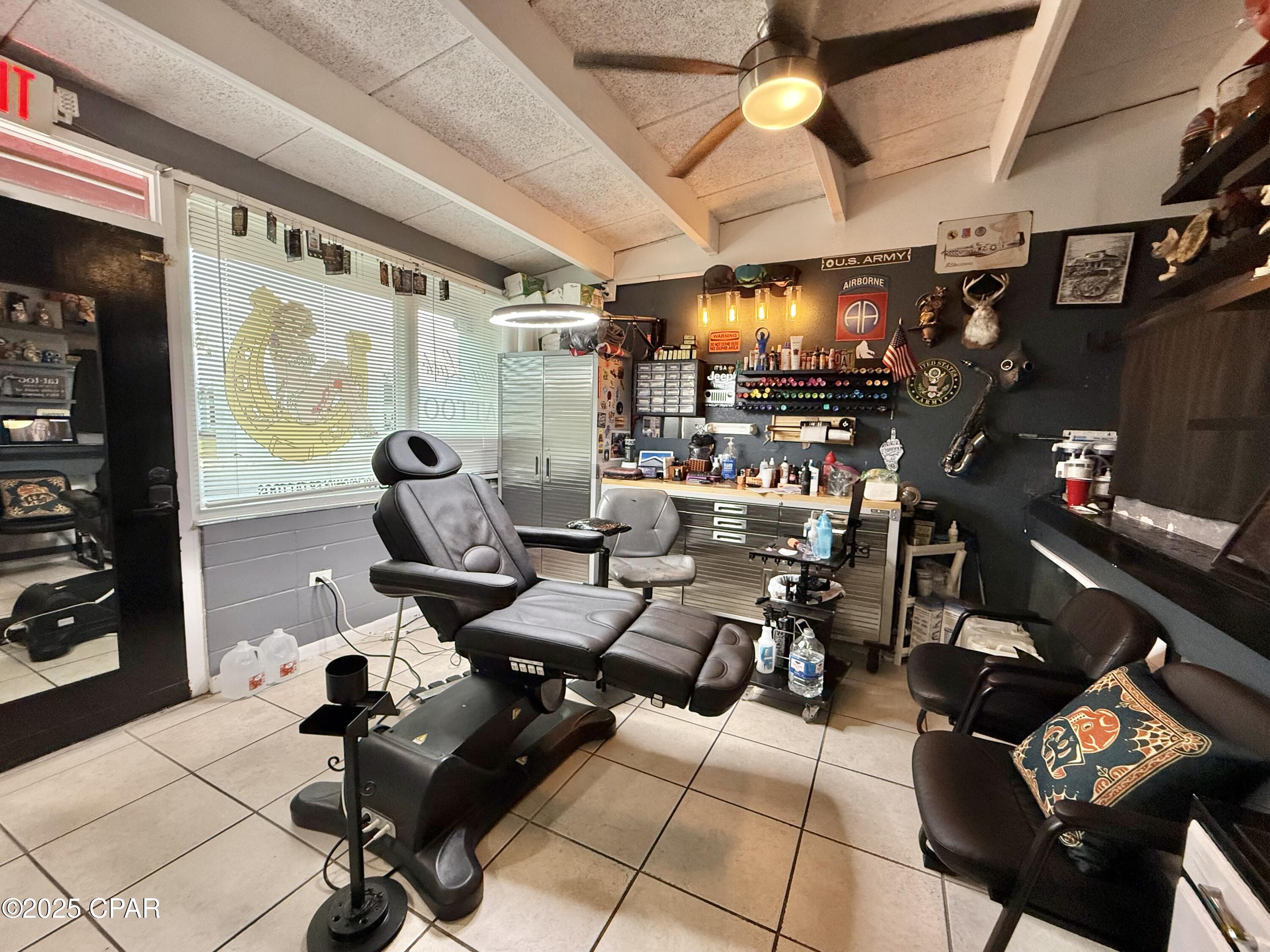 [No Recorded Subdiv] - Commercial Sale