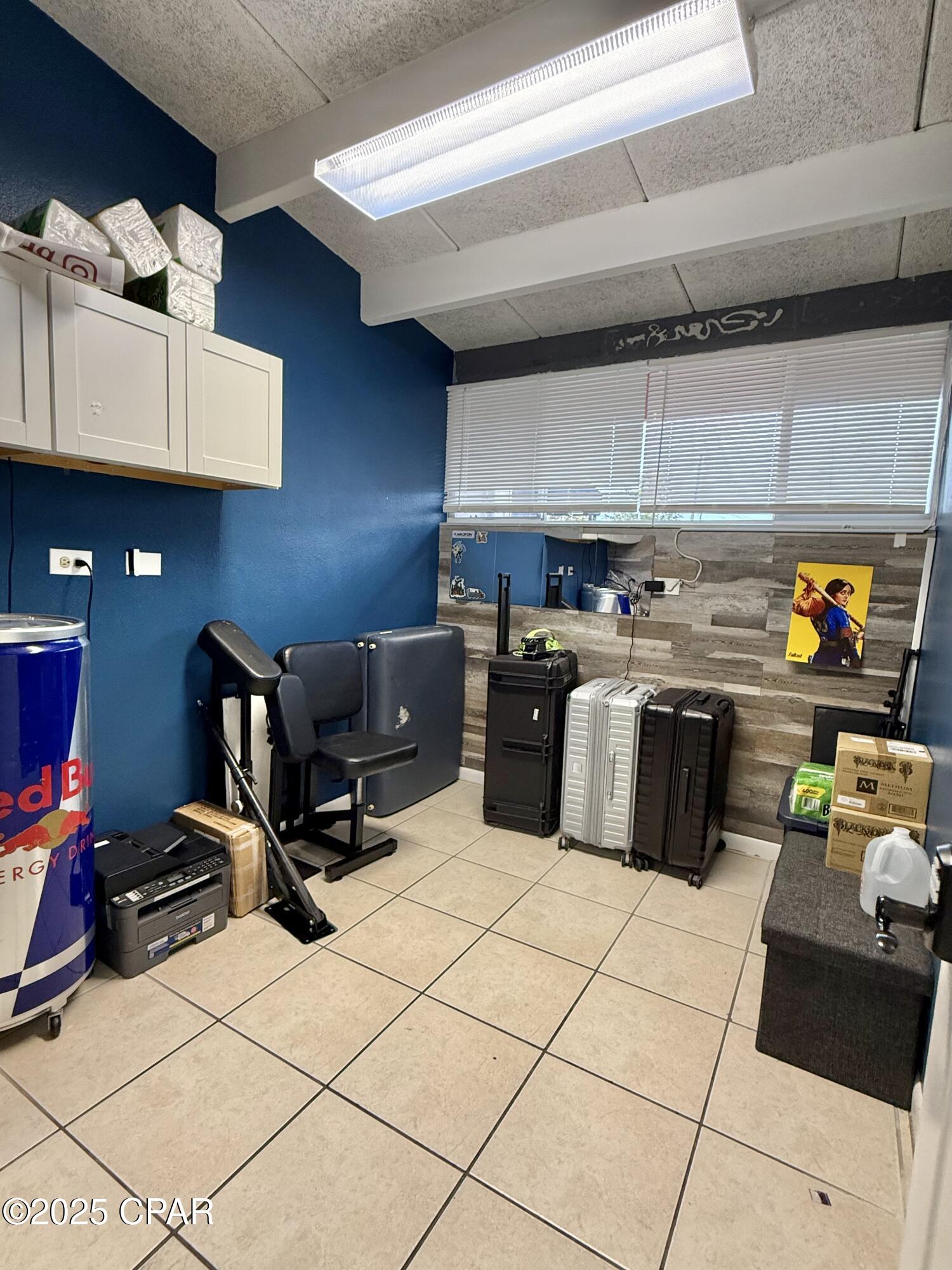 [No Recorded Subdiv] - Commercial Sale