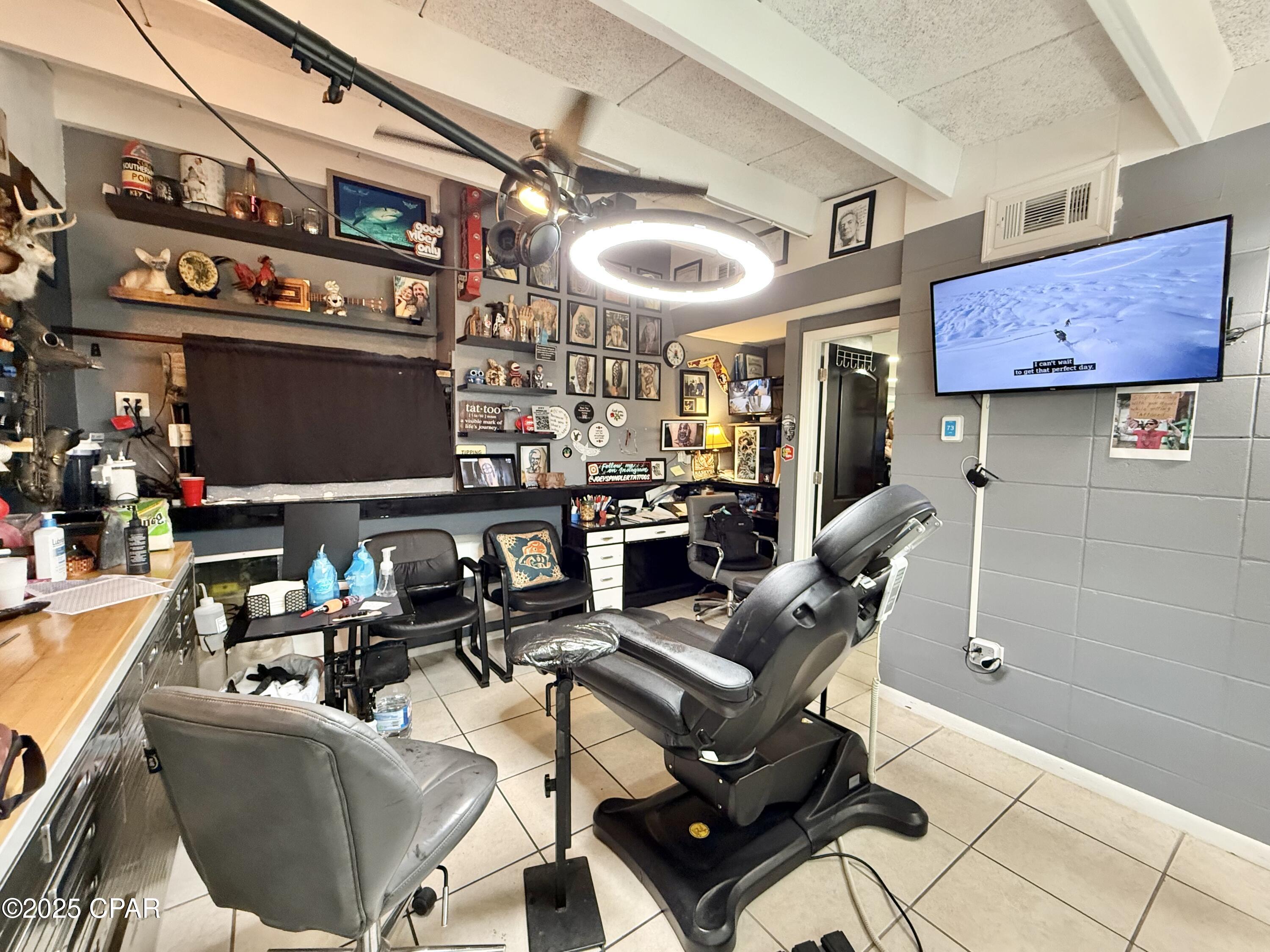 [No Recorded Subdiv] - Commercial Sale