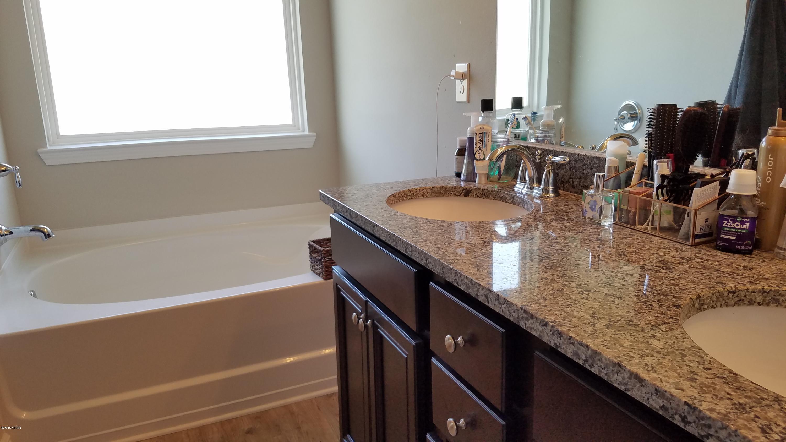 Village Of Mill Bayou/Shoreline Village Ph 1A - Residential Lease