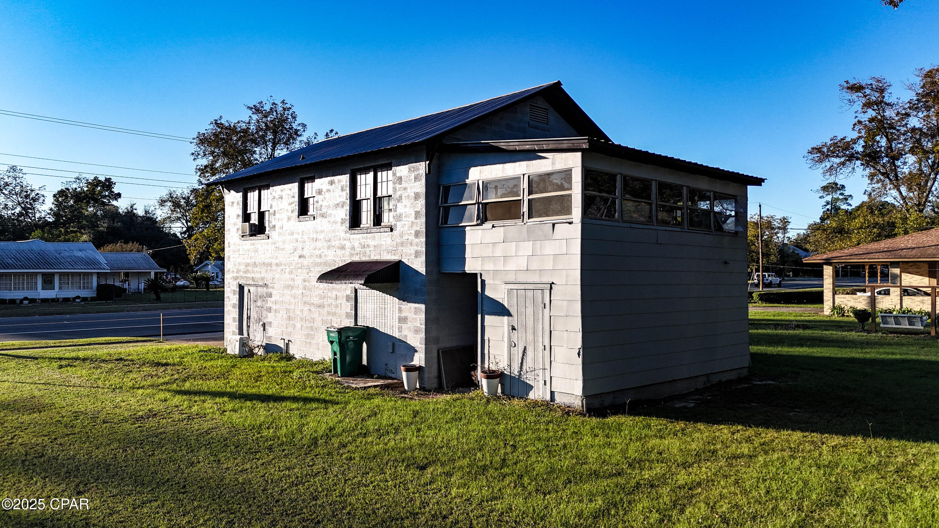 [No Recorded Subdiv] - Commercial Sale