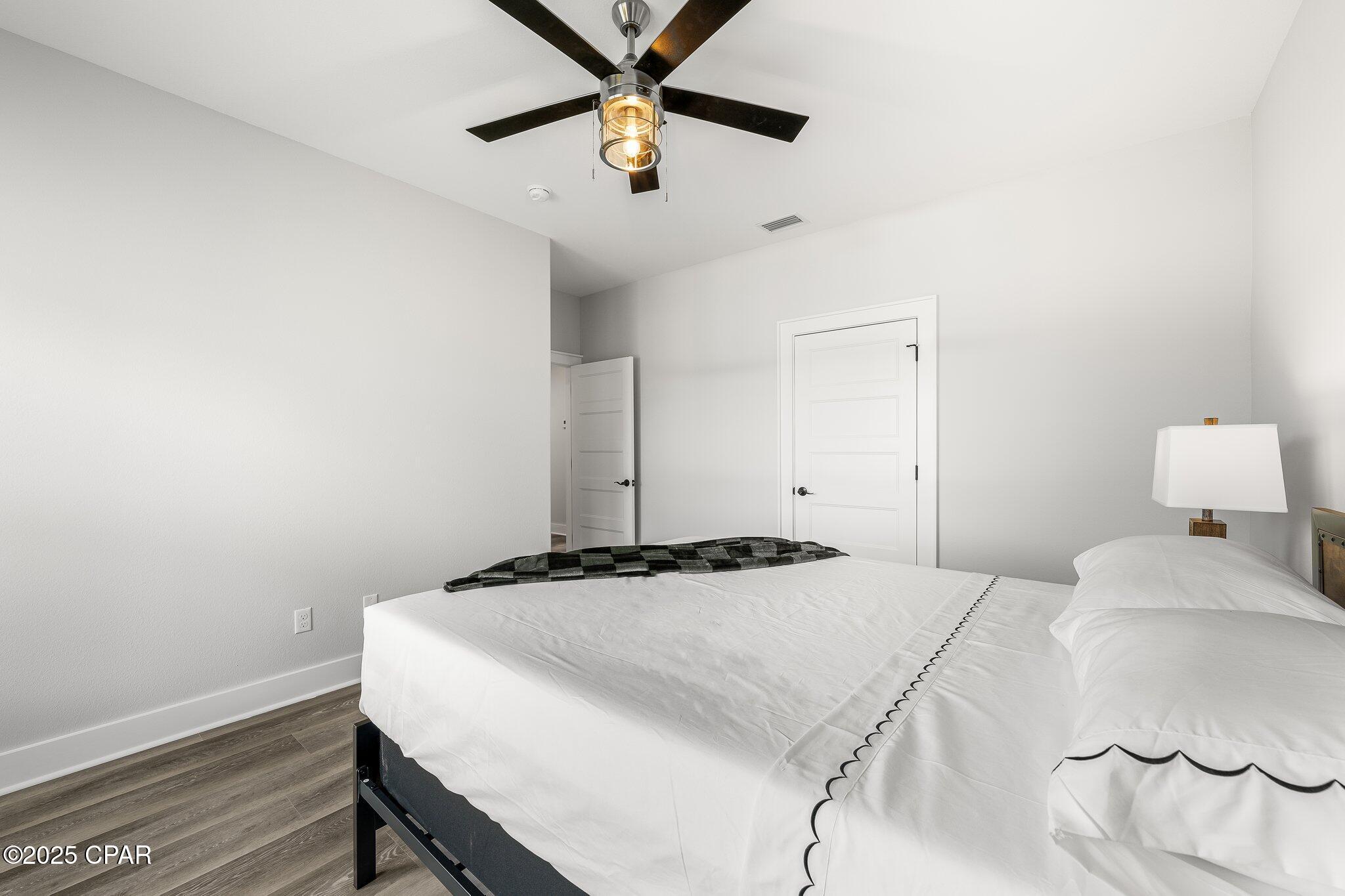 Hutchison's 1st To Bahama Bch - Residential