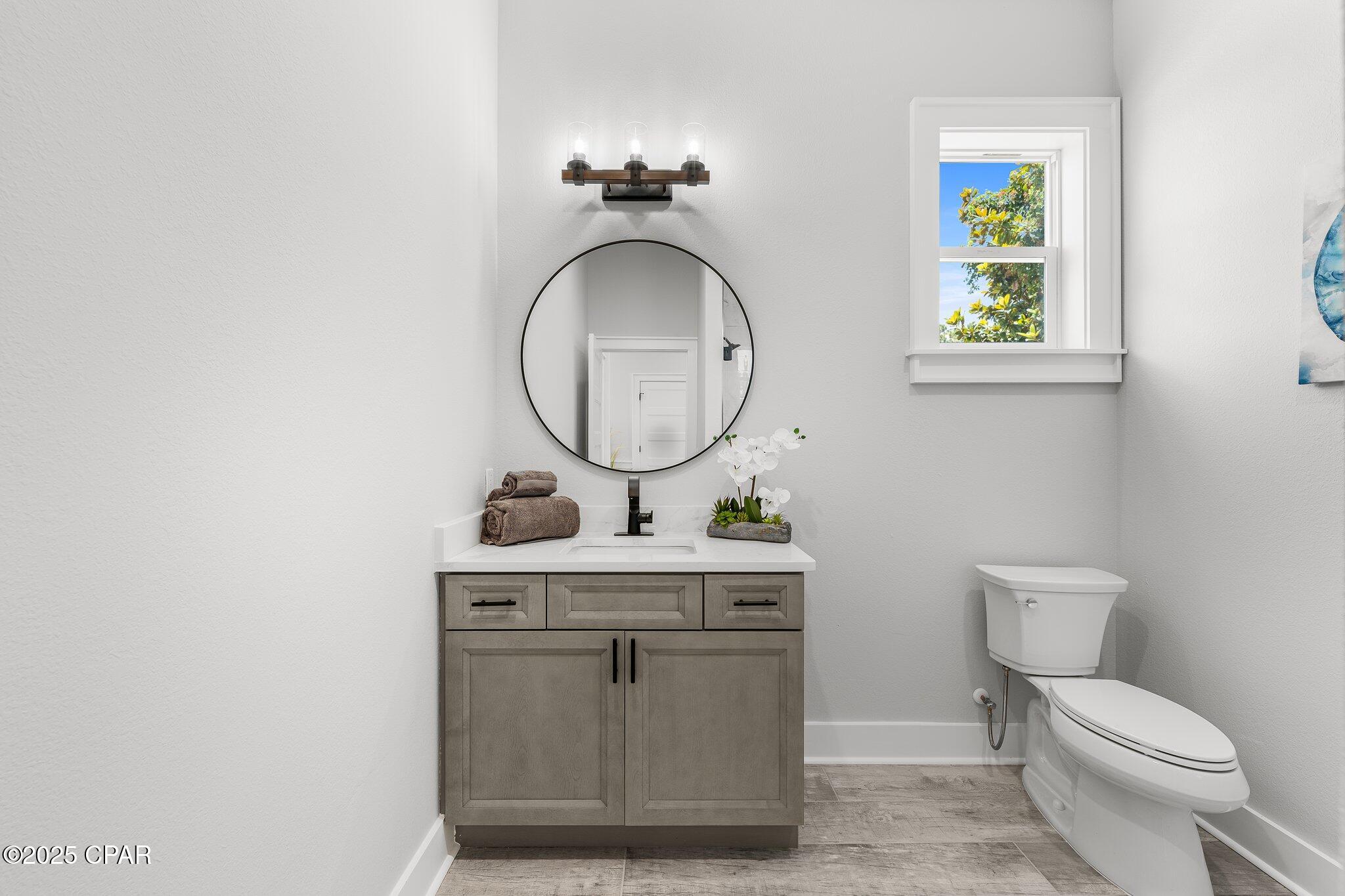 Hutchison's 1st To Bahama Bch - Residential