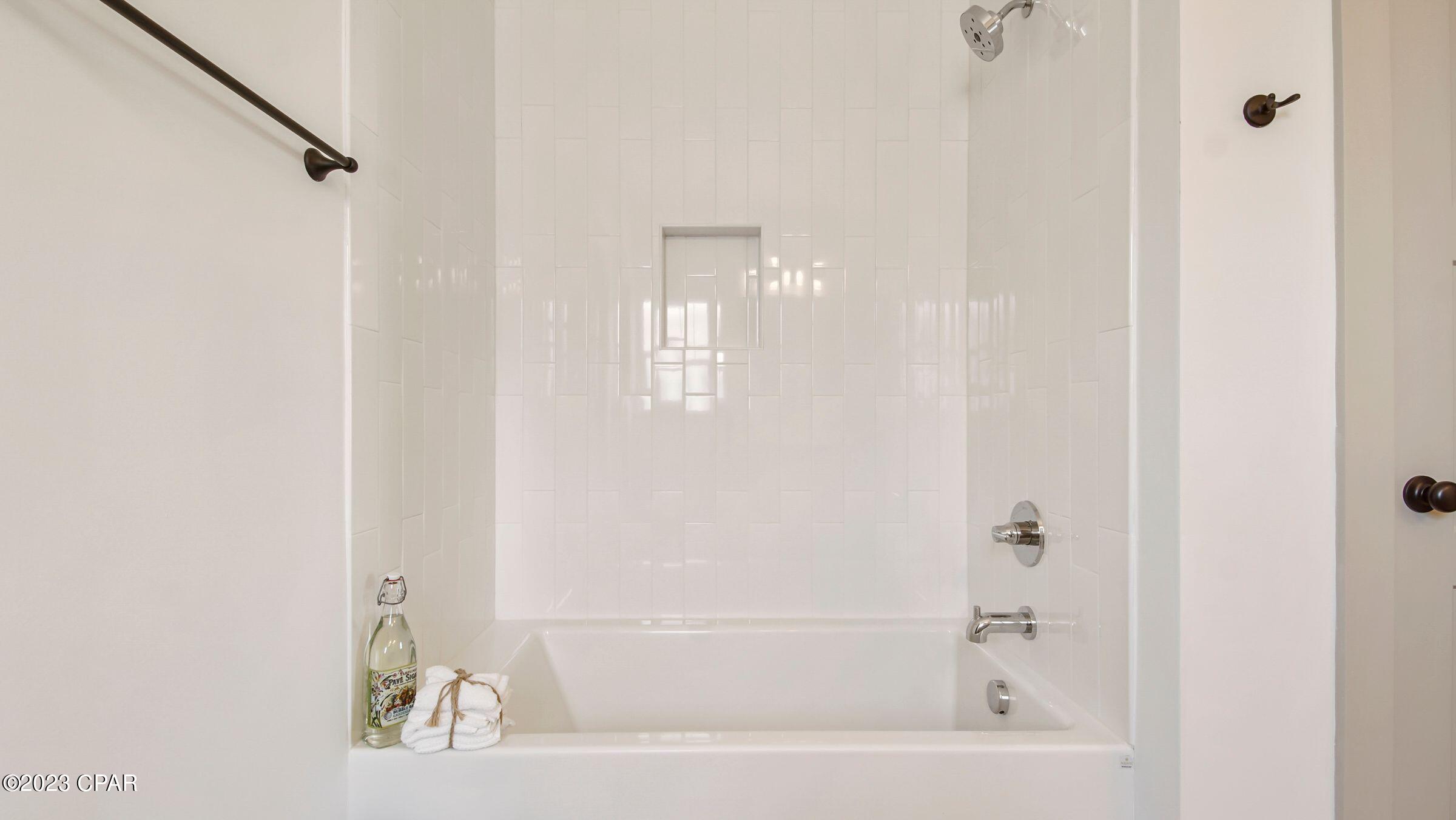 Osprey Pointe at Powell - Residential