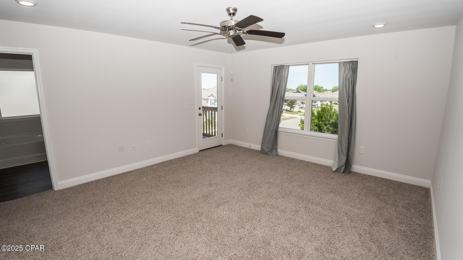 Panama City, Florida 32404, United States, 3 Bedrooms Bedrooms, ,3 BathroomsBathrooms,Residential,Active,137495