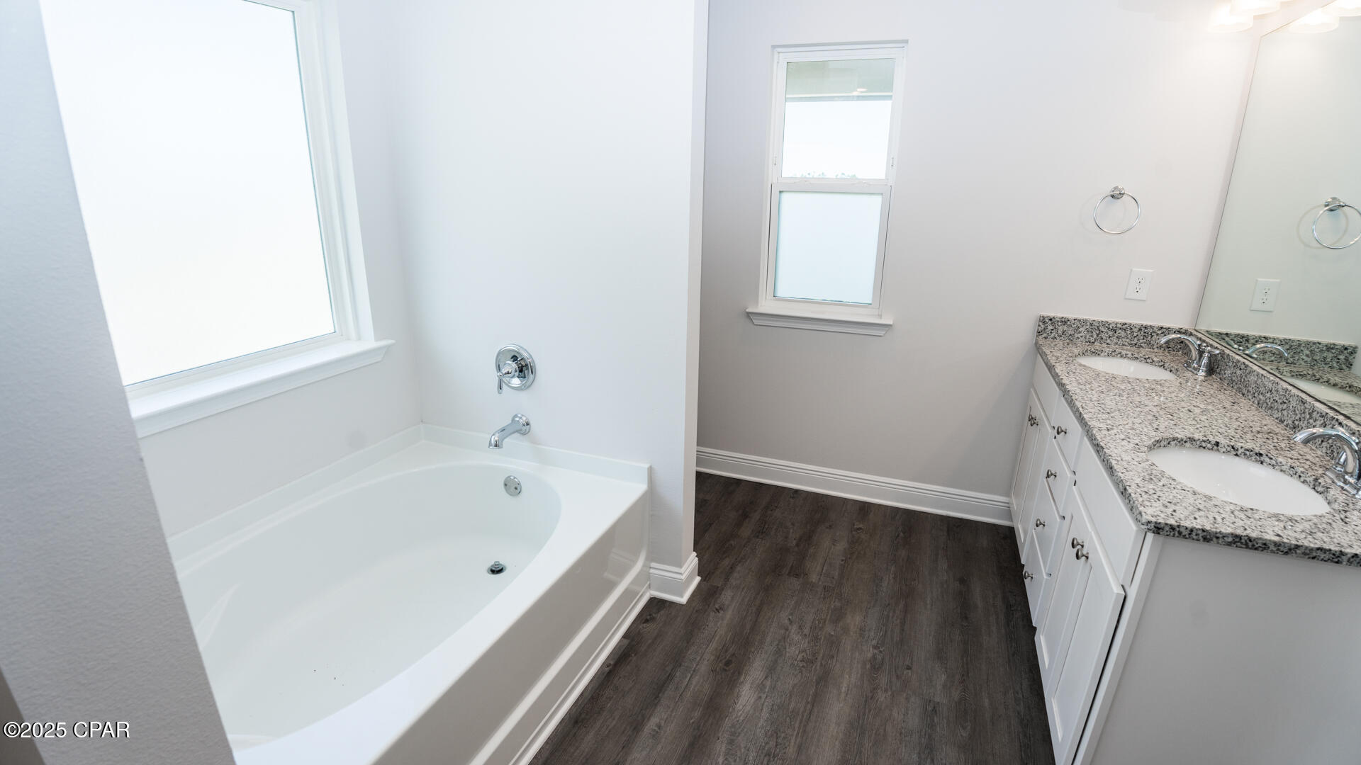 Panama City, Florida 32404, United States, 3 Bedrooms Bedrooms, ,3 BathroomsBathrooms,Residential,Active,137495