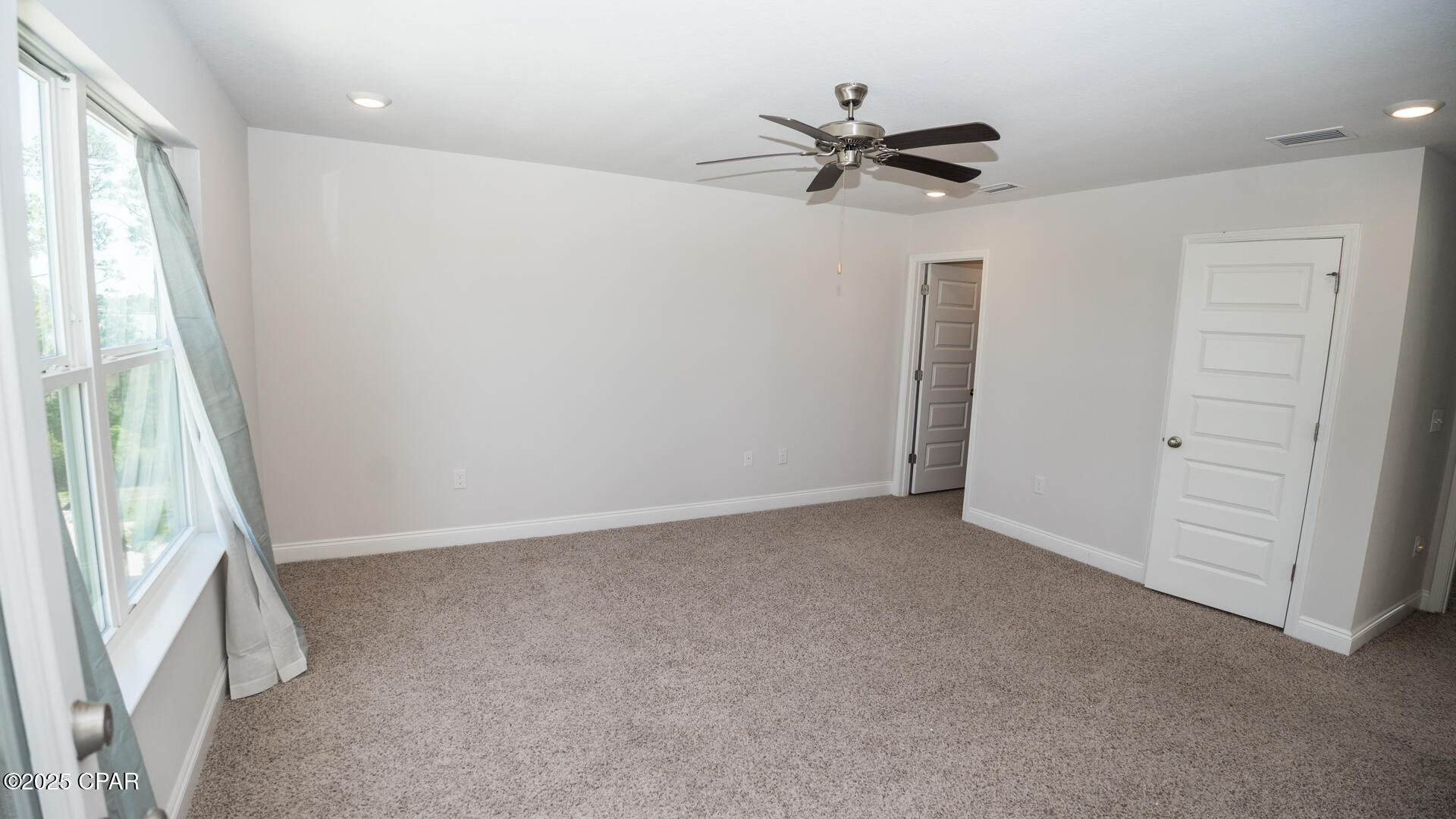 Panama City, Florida 32404, United States, 3 Bedrooms Bedrooms, ,3 BathroomsBathrooms,Residential,Active,137495