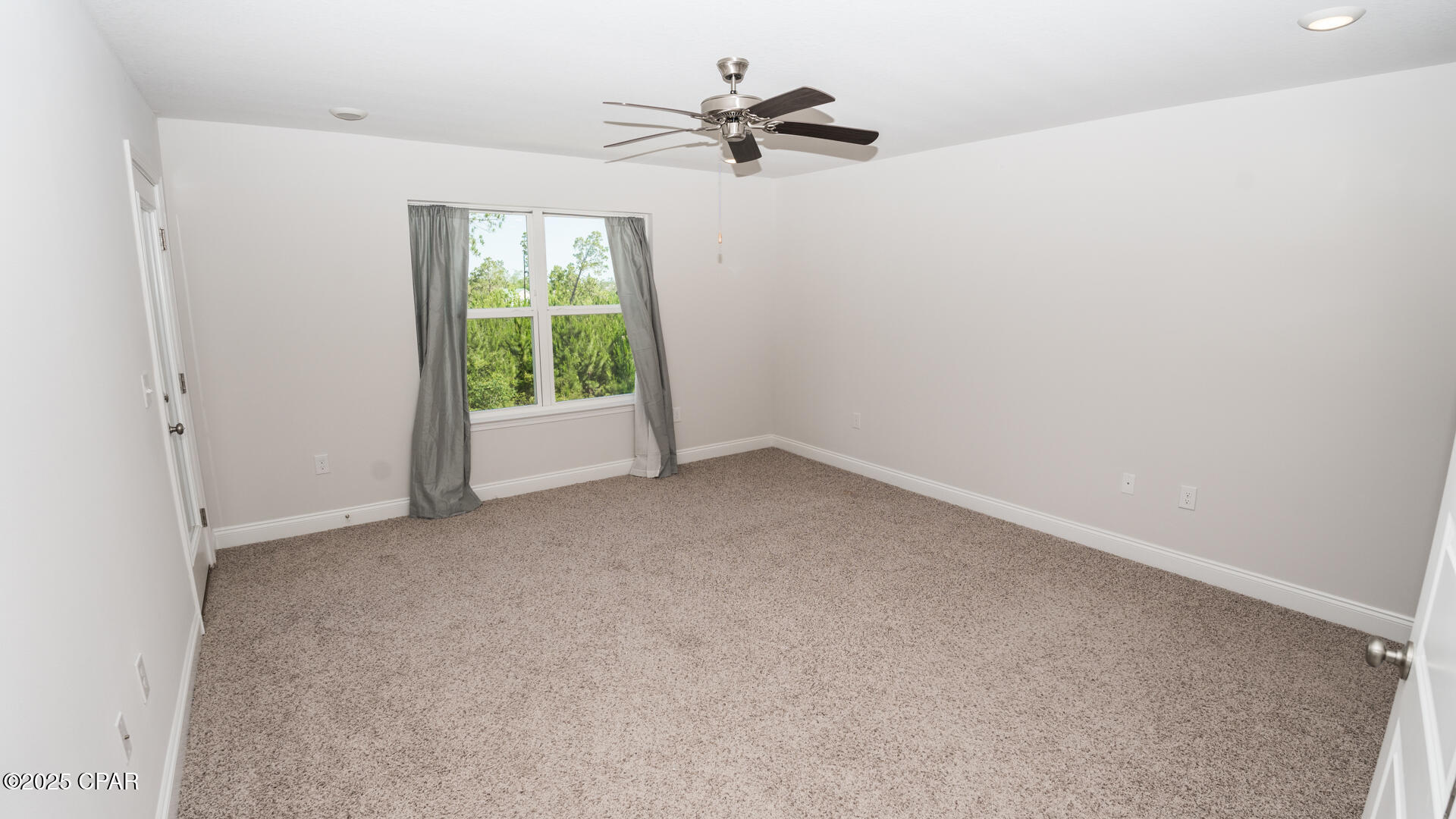 Panama City, Florida 32404, United States, 3 Bedrooms Bedrooms, ,3 BathroomsBathrooms,Residential,Active,137495