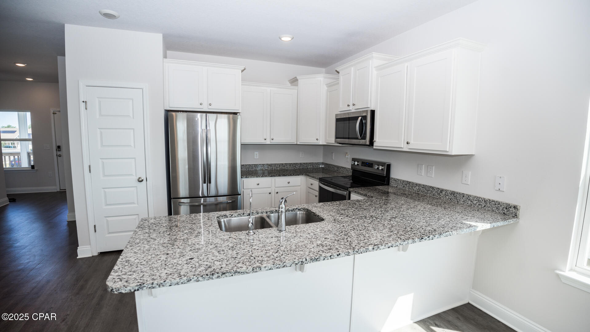 Panama City, Florida 32404, United States, 3 Bedrooms Bedrooms, ,3 BathroomsBathrooms,Residential,Active,137495