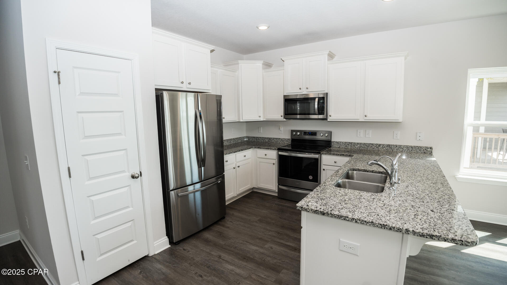 Panama City, Florida 32404, United States, 3 Bedrooms Bedrooms, ,3 BathroomsBathrooms,Residential,Active,137495