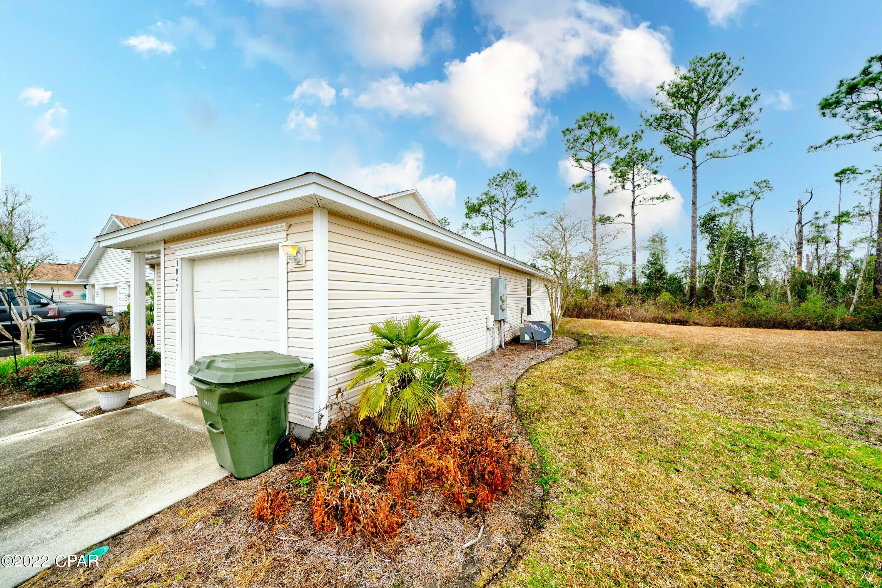 Hammocks Phase VII - Residential Lease