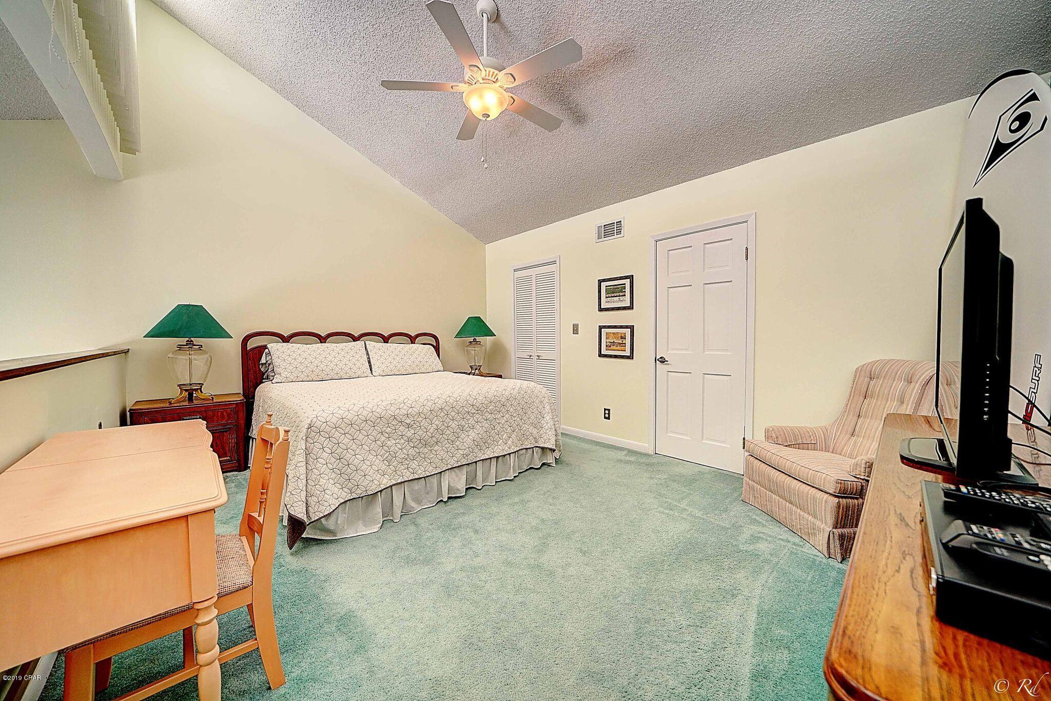 Emerald Shores Condo - Residential