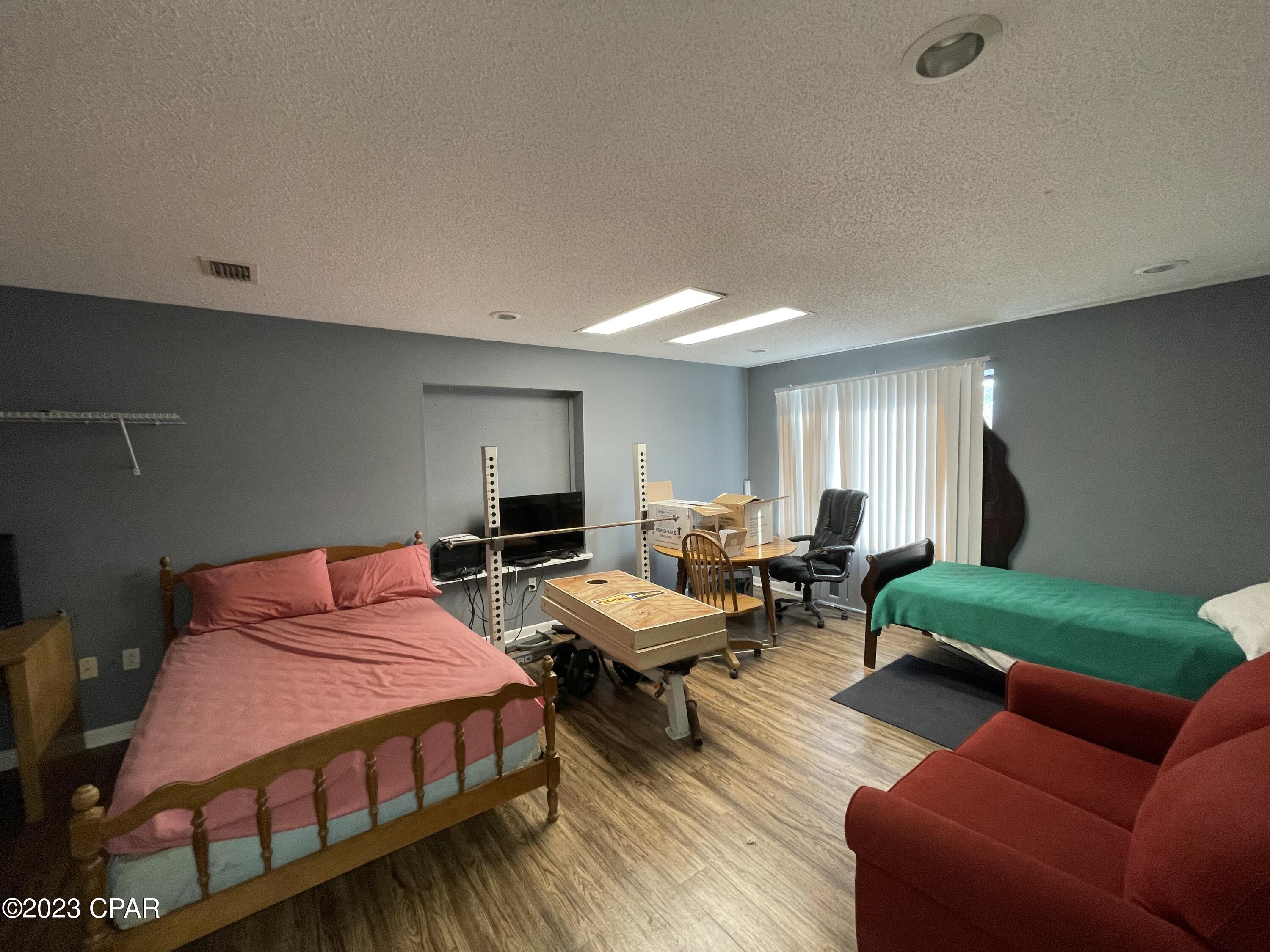 [No Recorded Subdiv] - Commercial Sale