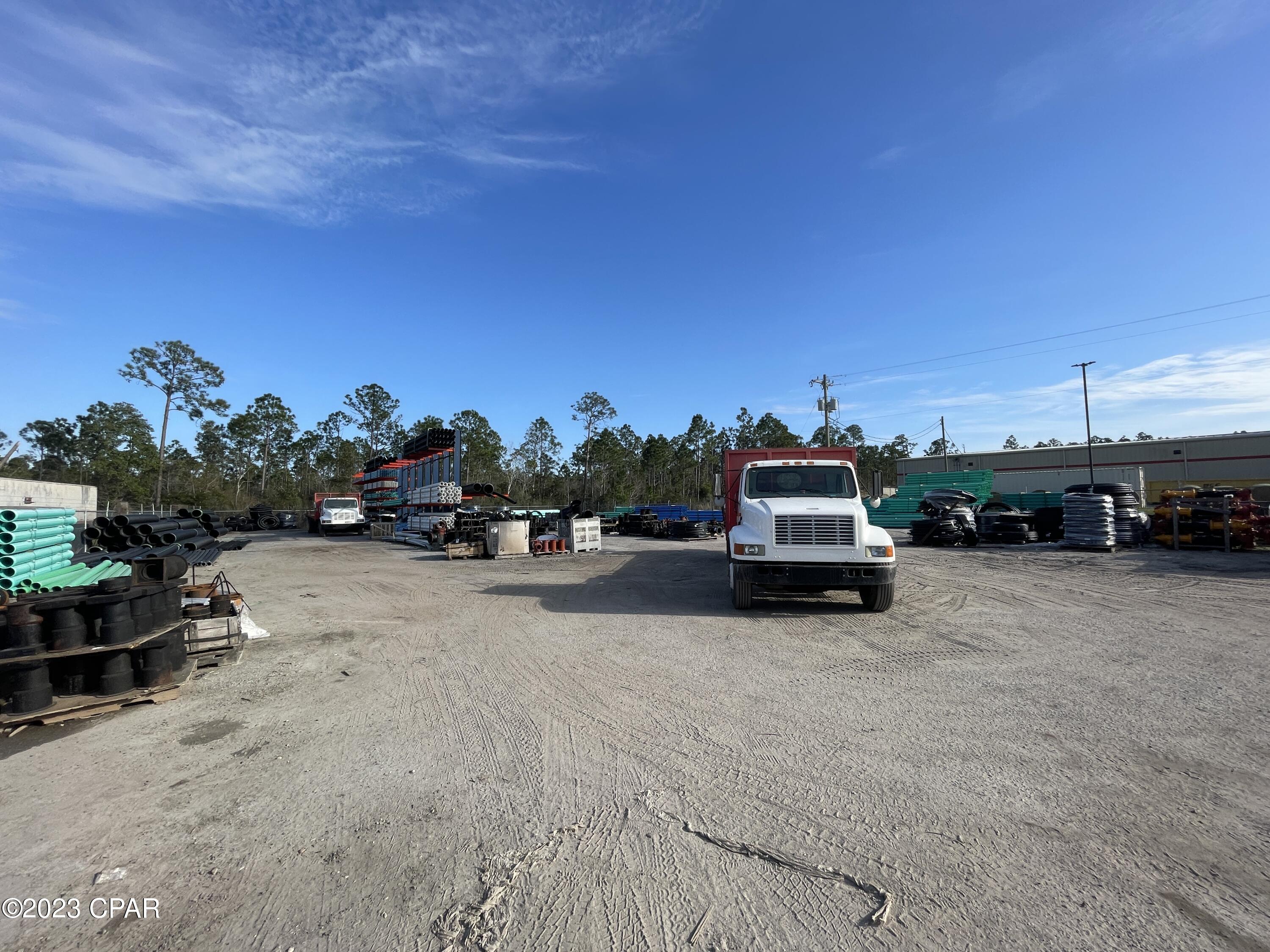 [No Recorded Subdiv] - Commercial Sale