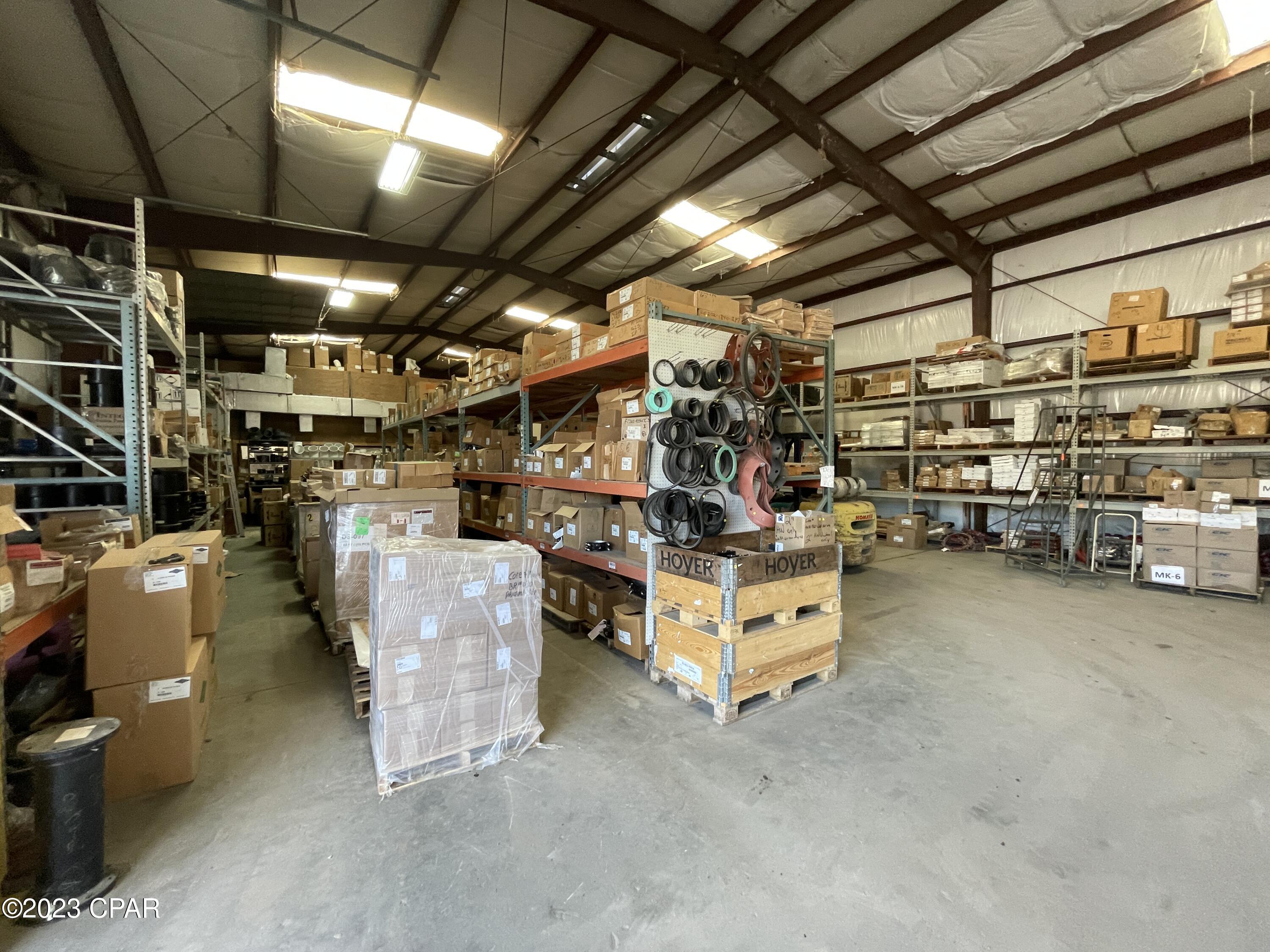 [No Recorded Subdiv] - Commercial Sale