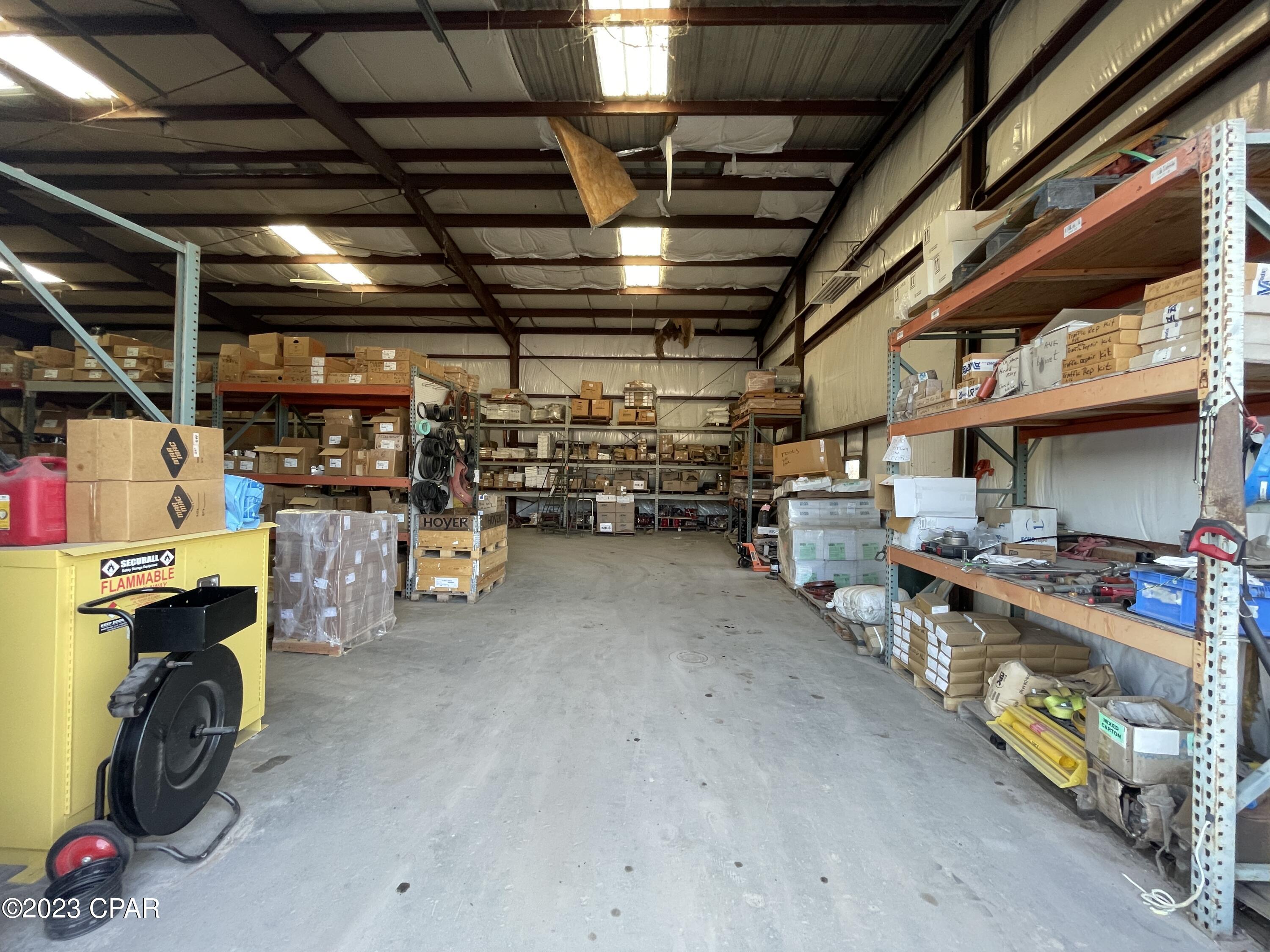 [No Recorded Subdiv] - Commercial Sale