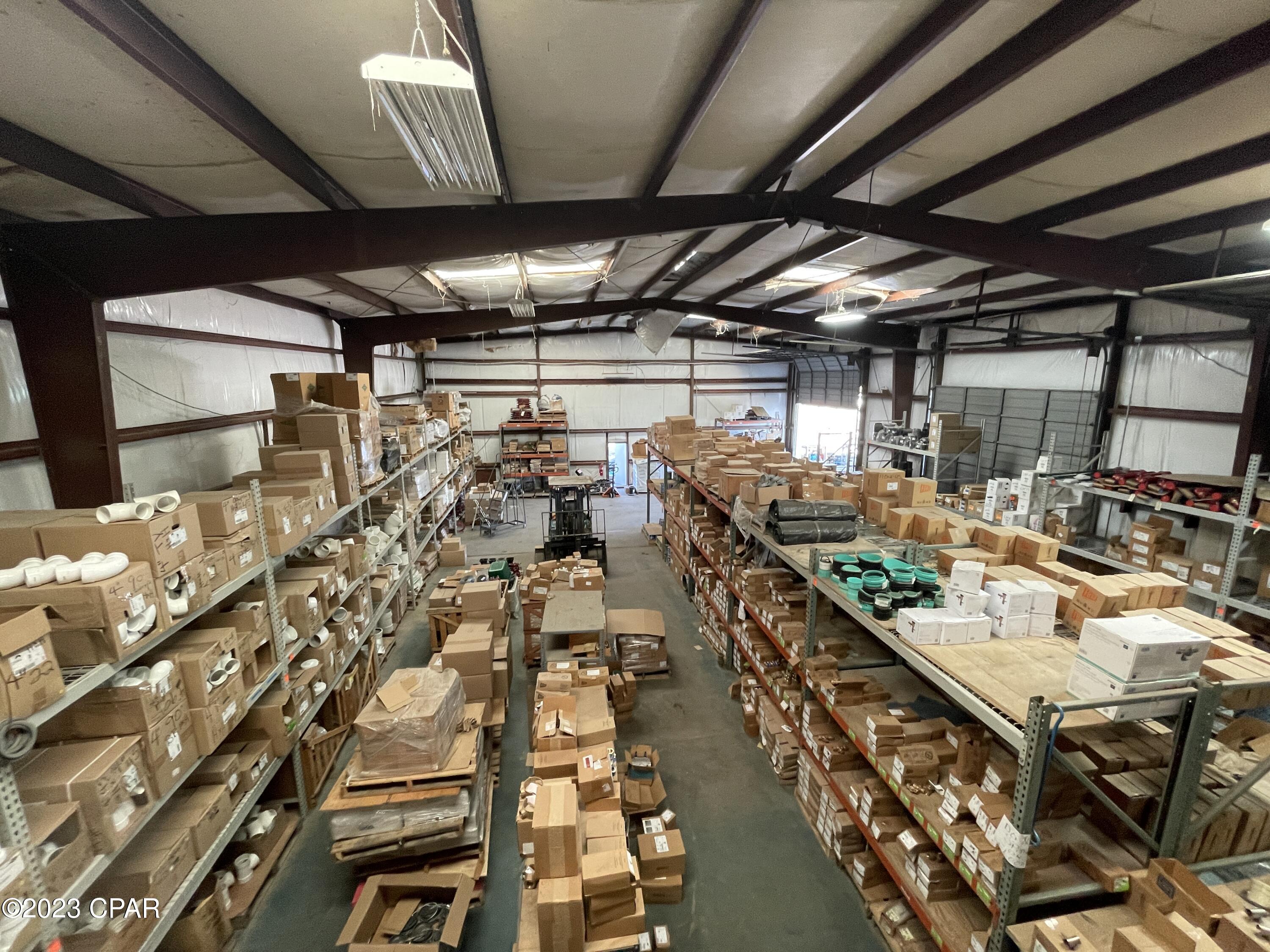 [No Recorded Subdiv] - Commercial Sale