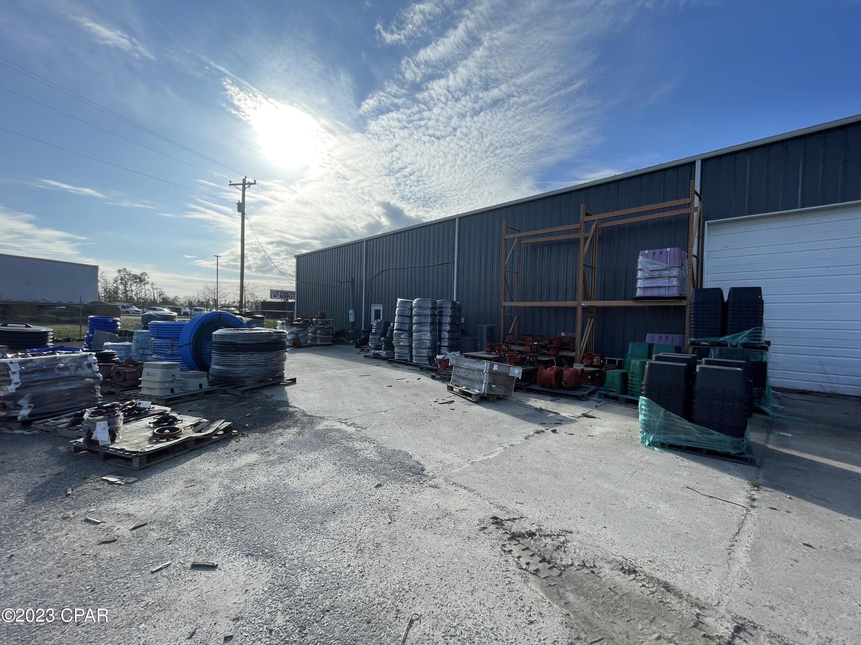 [No Recorded Subdiv] - Commercial Sale