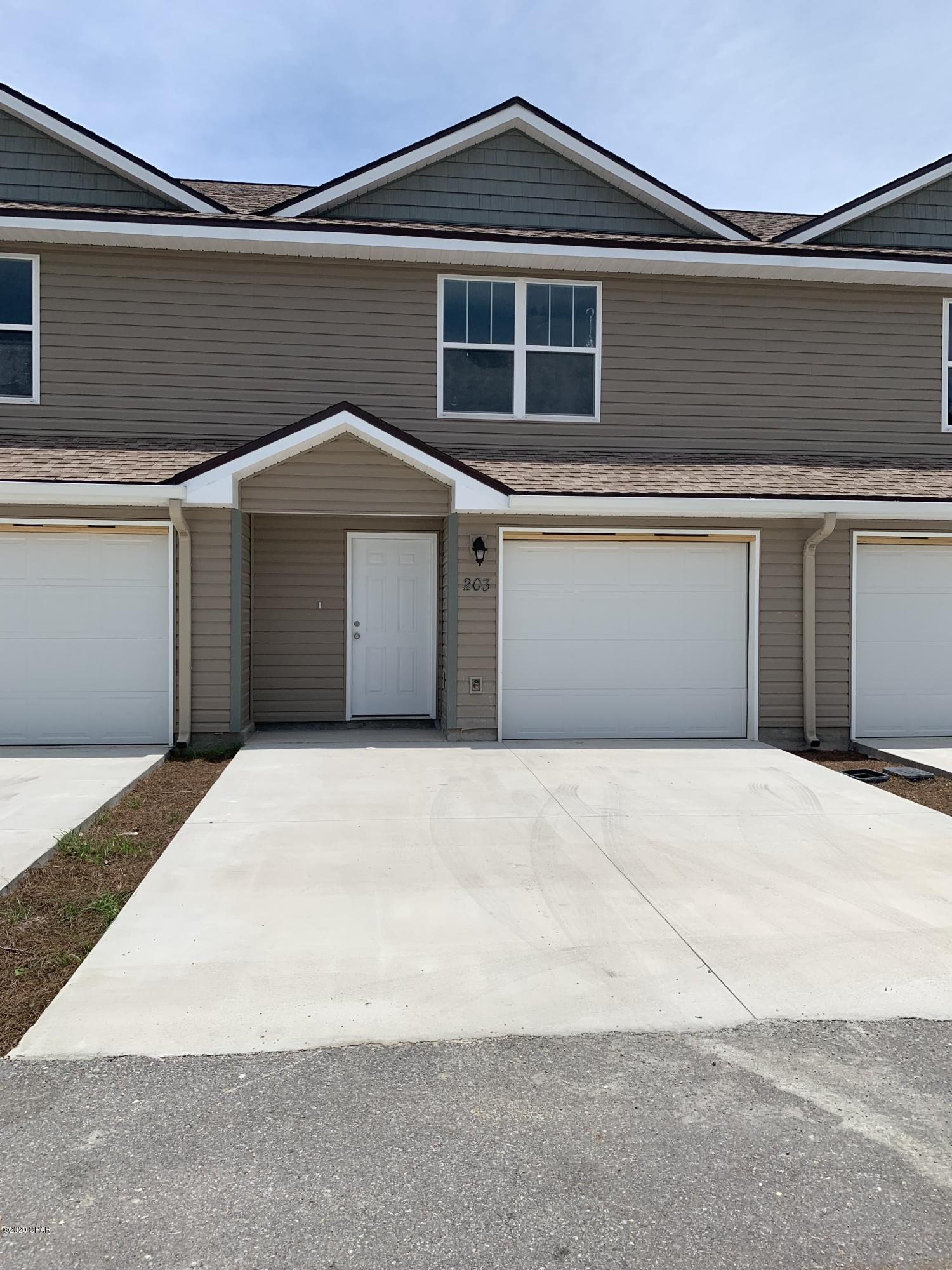 [No Recorded Subdiv] - Residential Lease