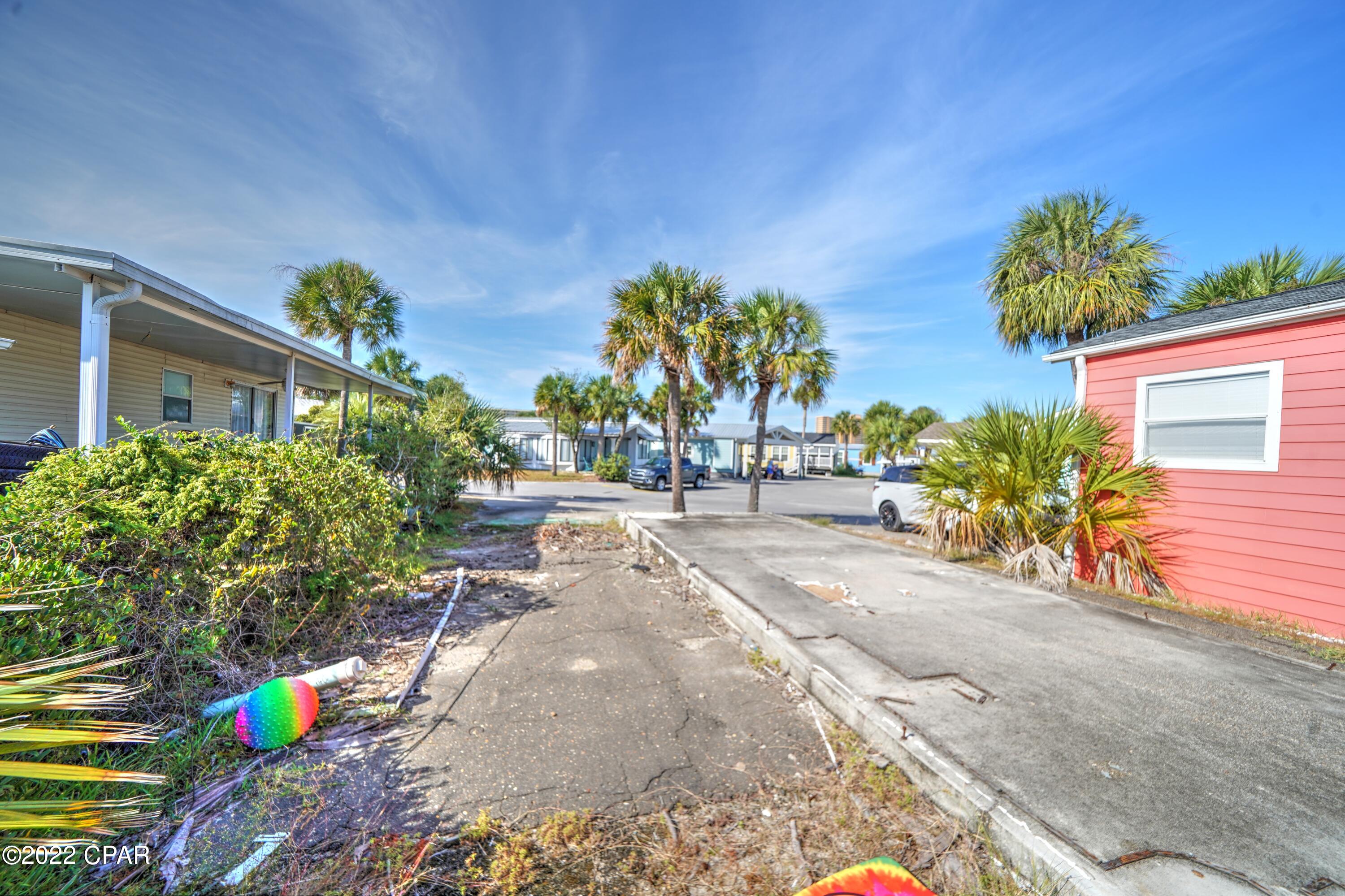 Venture Out Travel Trail - Land