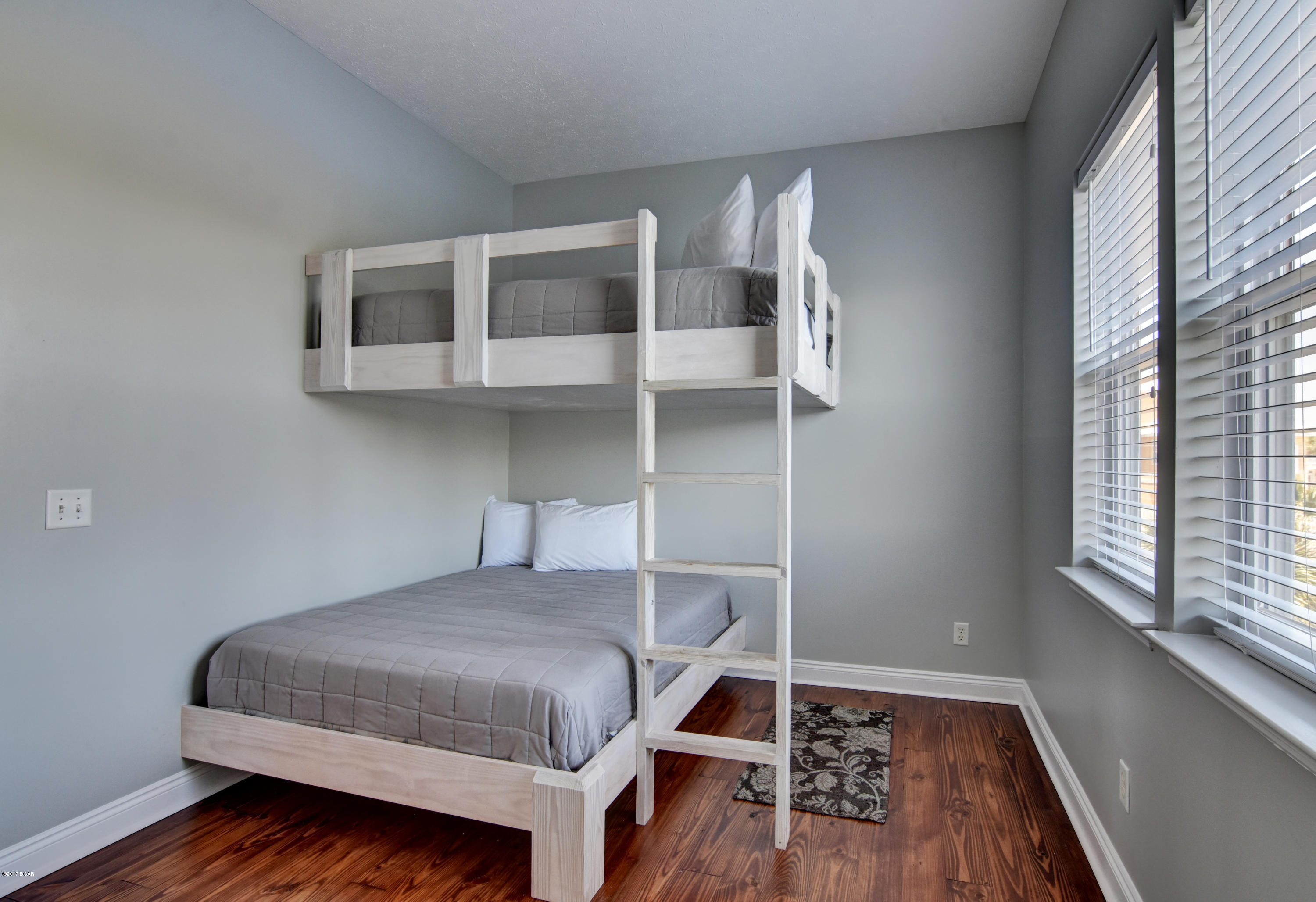 Riviera Beach Villas - Residential