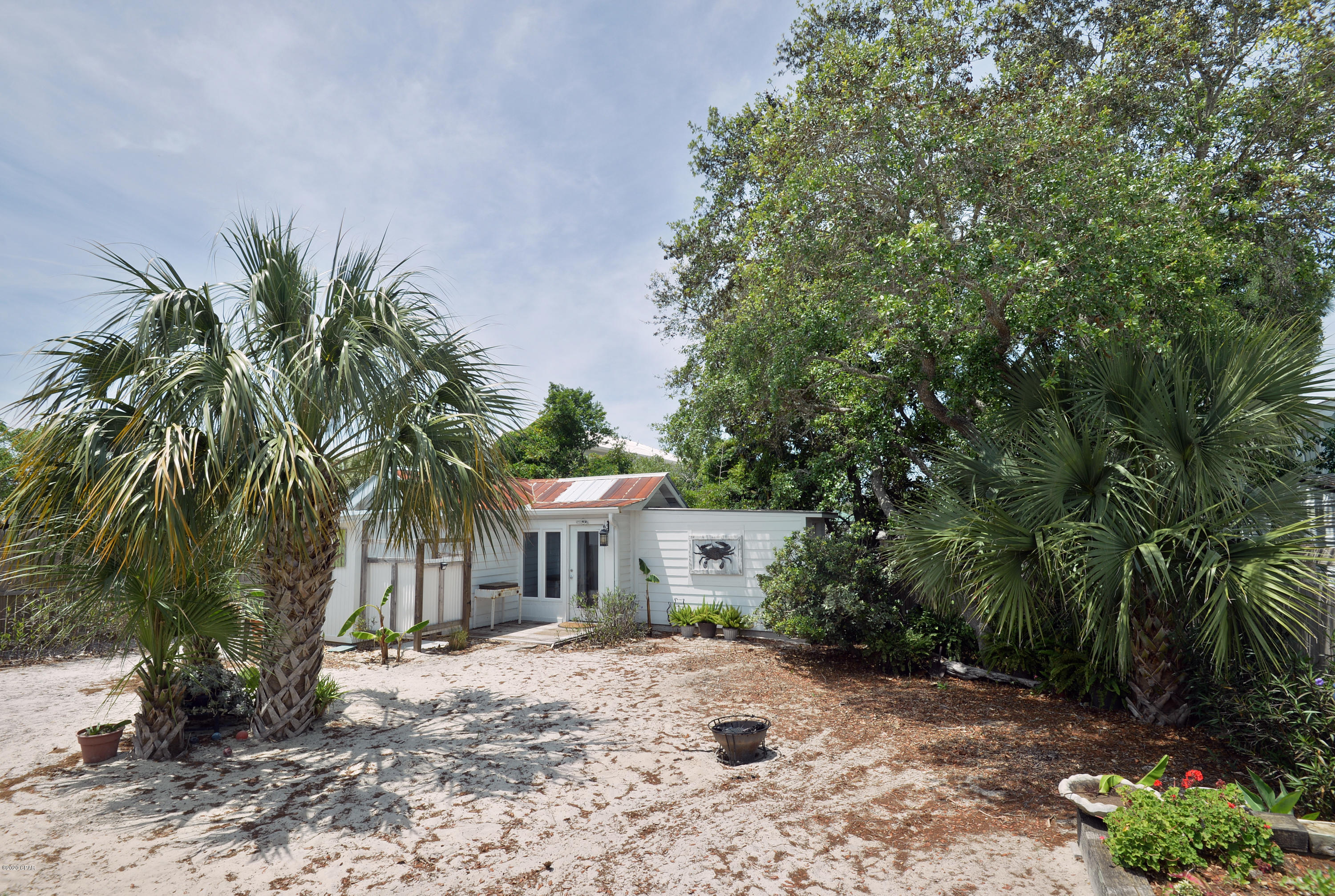 Laguna Beach Estates 7th Add - Residential