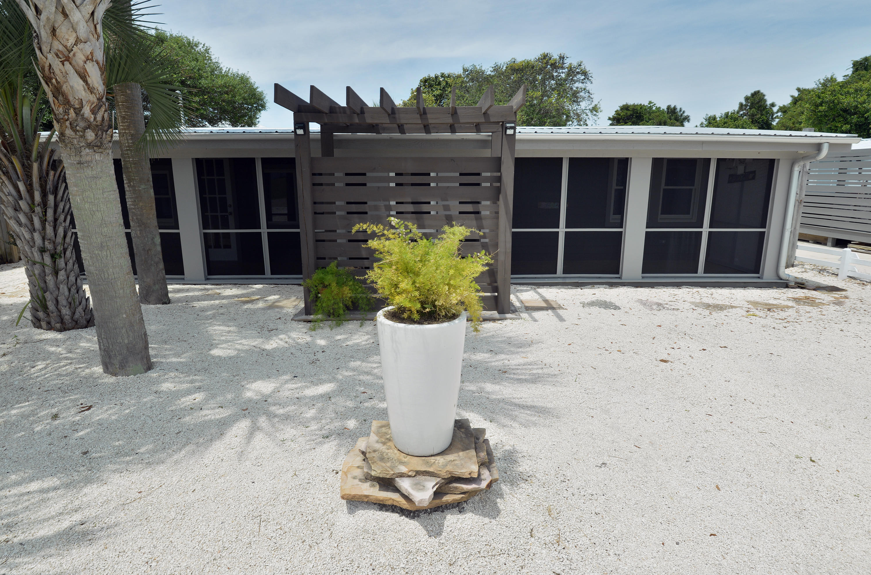 Laguna Beach Estates 7th Add - Residential