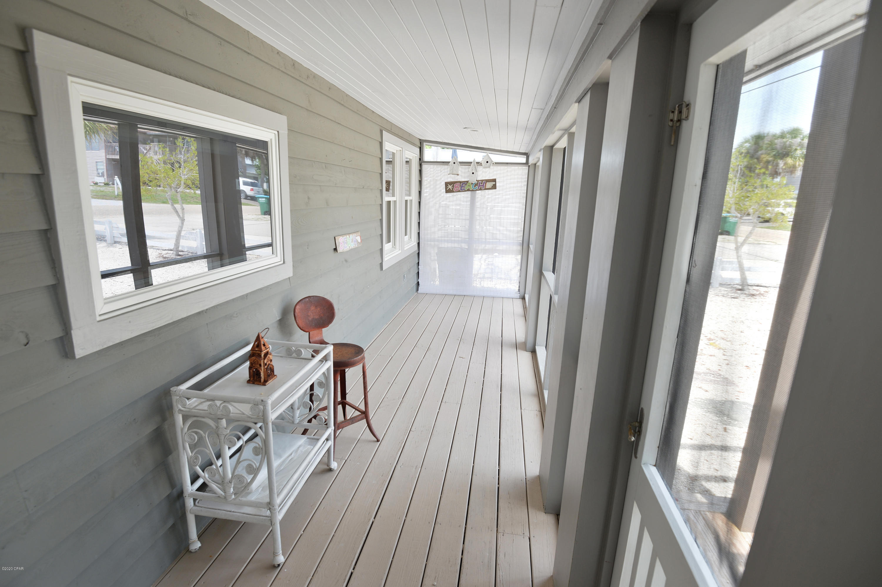 Laguna Beach Estates 7th Add - Residential