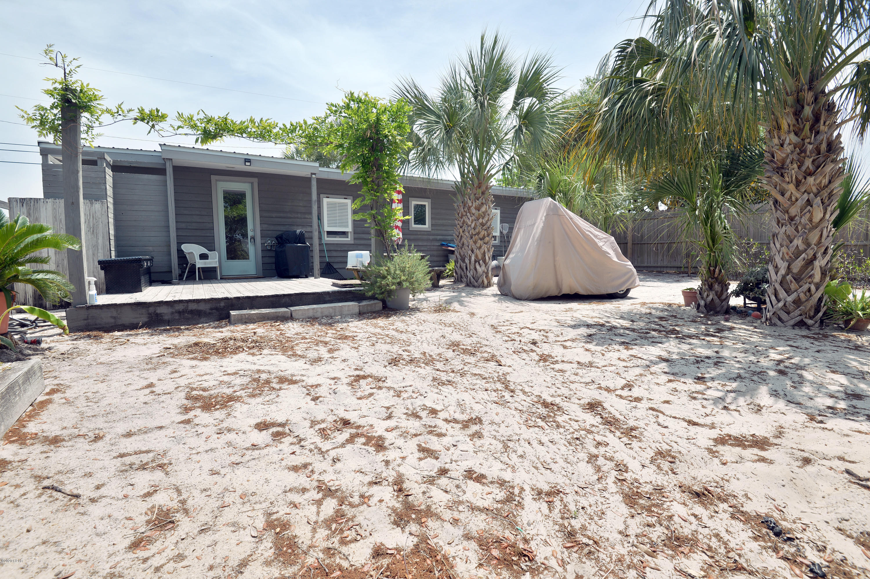 Laguna Beach Estates 7th Add - Residential