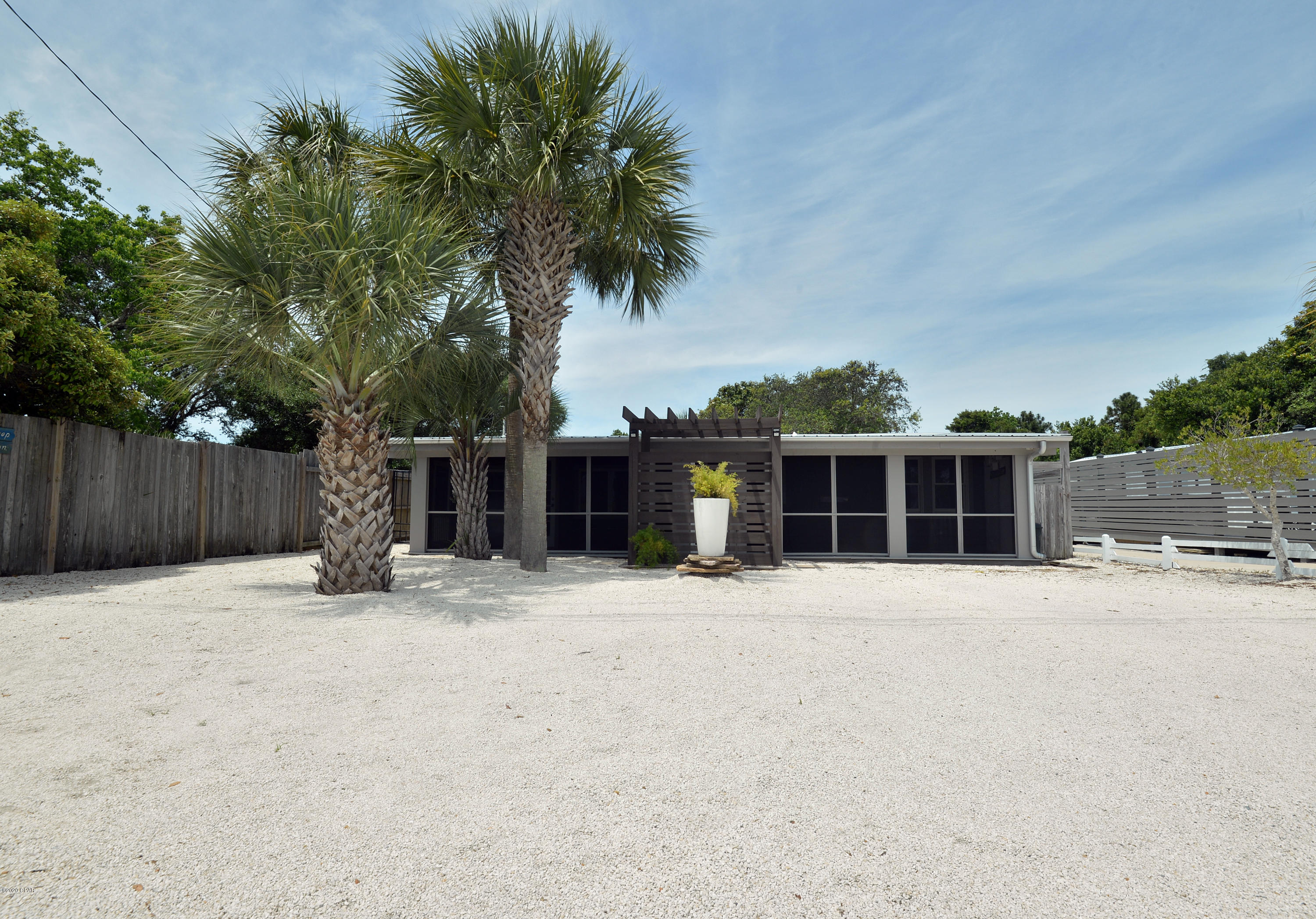 Laguna Beach Estates 7th Add - Residential