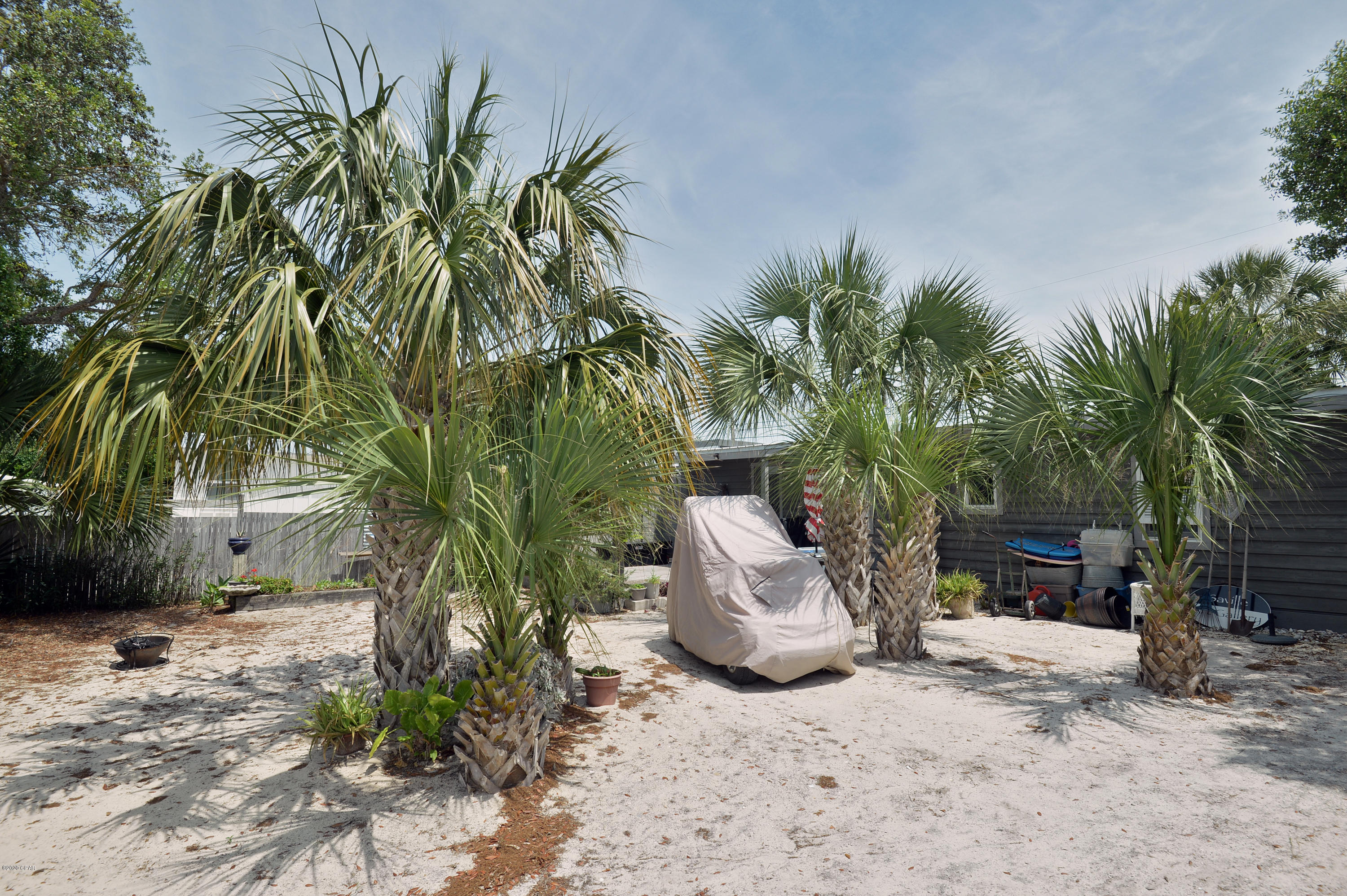 Laguna Beach Estates 7th Add - Residential