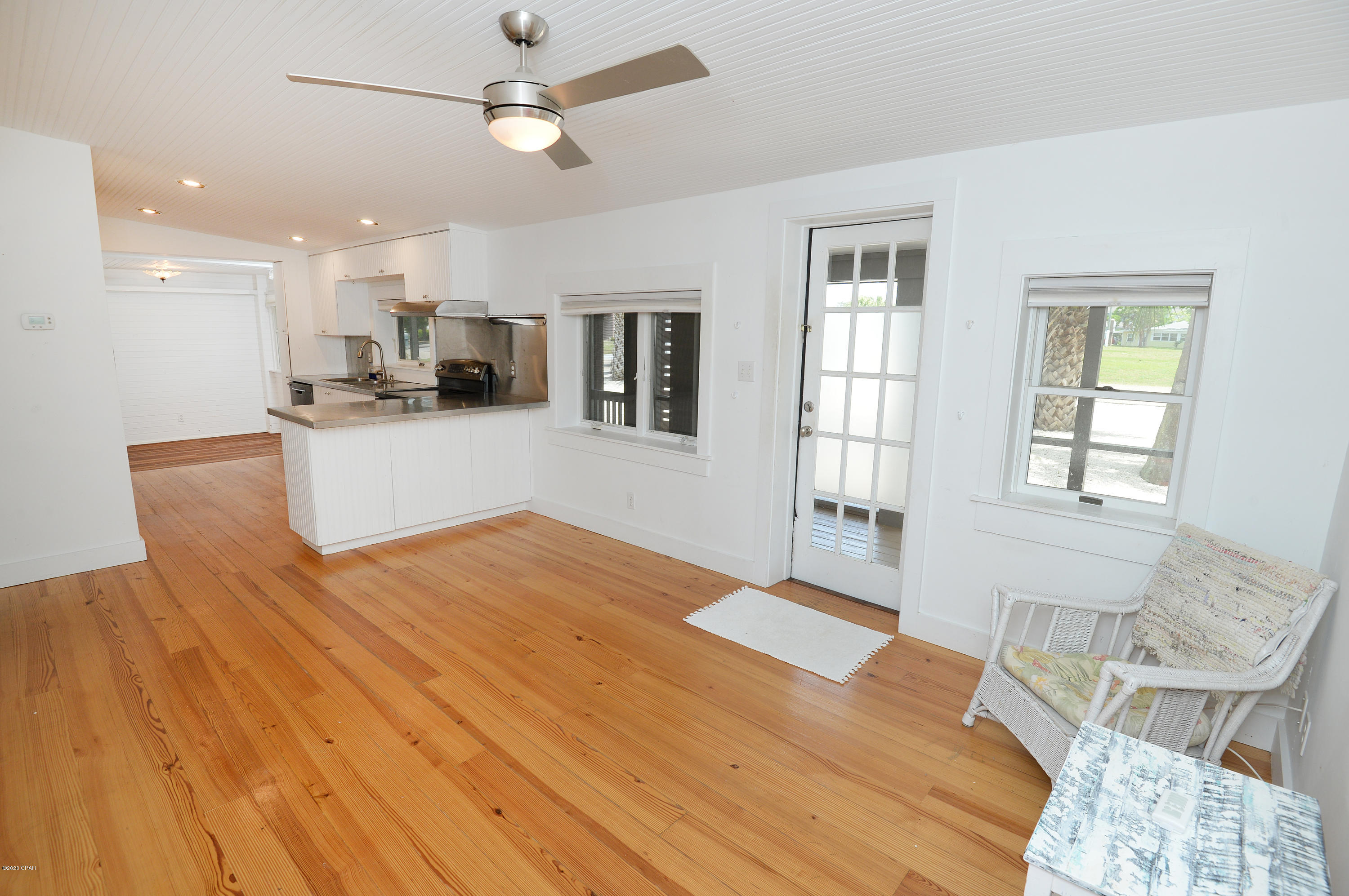 Laguna Beach Estates 7th Add - Residential