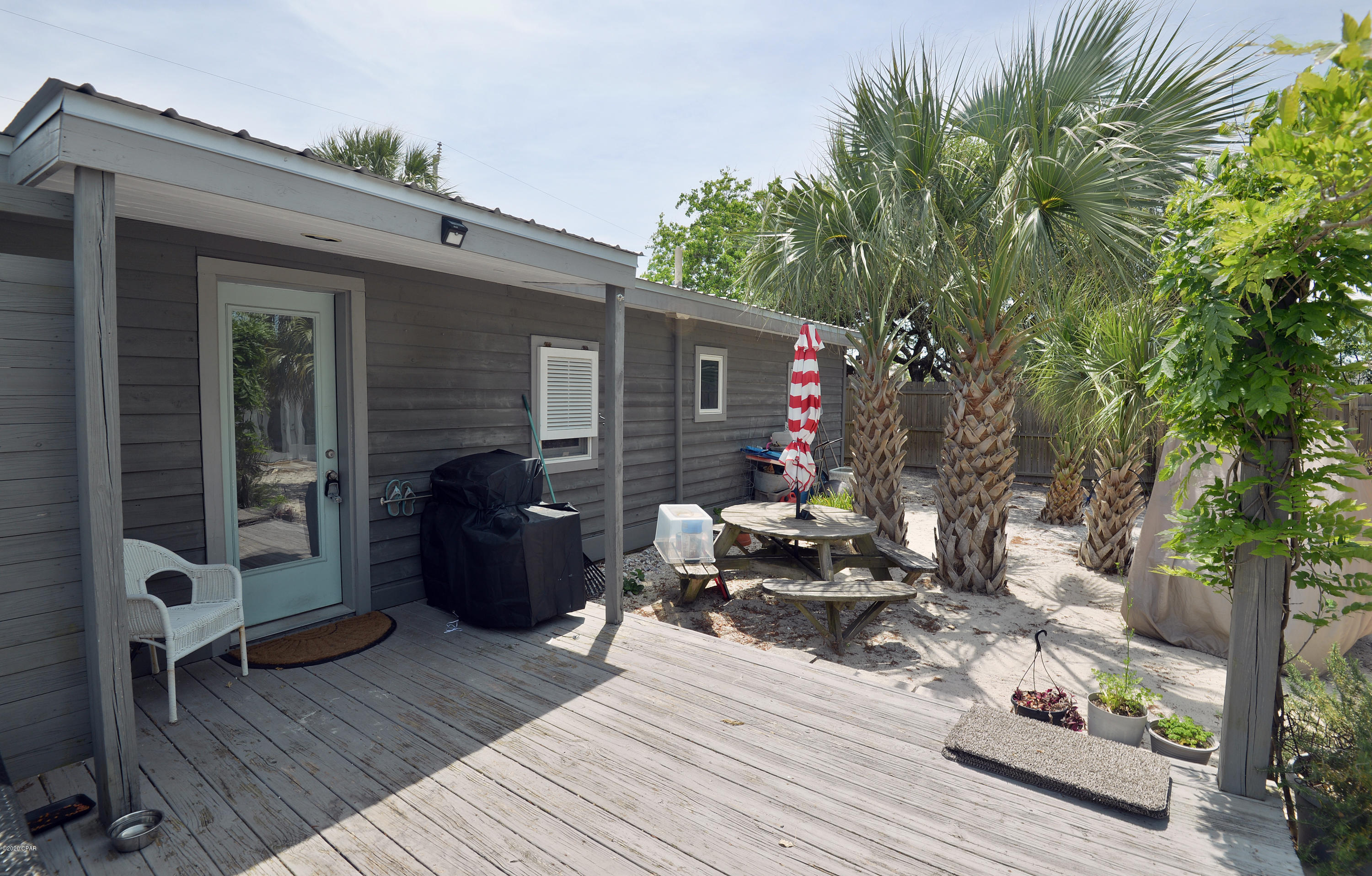 Laguna Beach Estates 7th Add - Residential