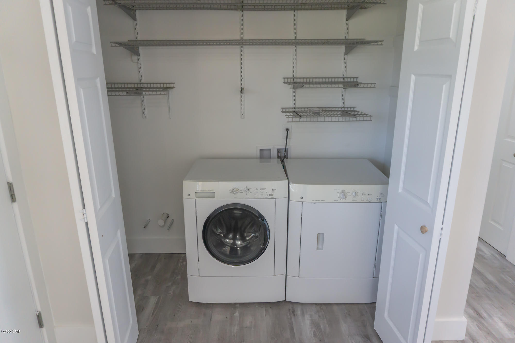 Woodlawn Unit 1 - Residential Lease