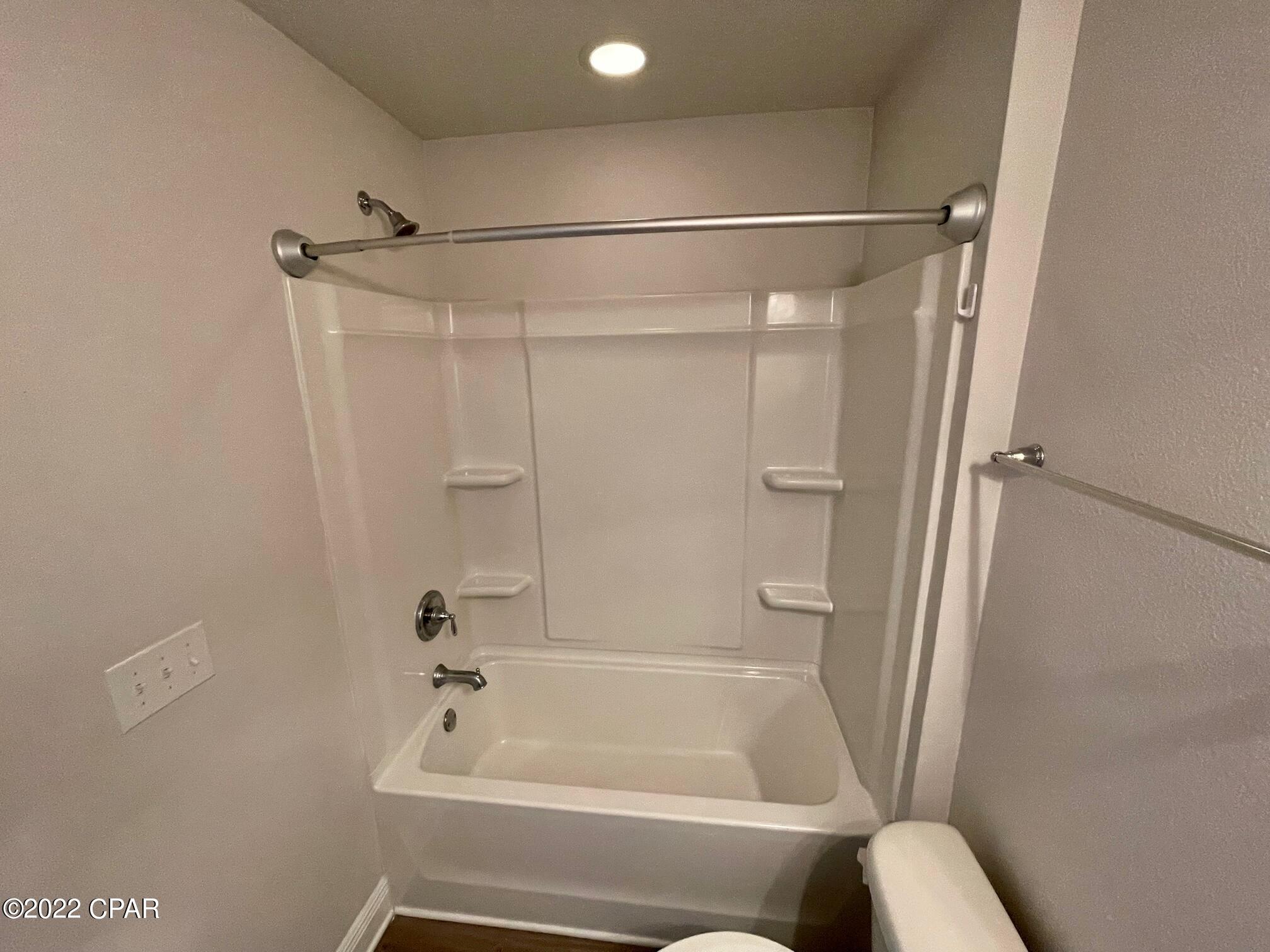 Hathaway Townhomes - Residential Lease