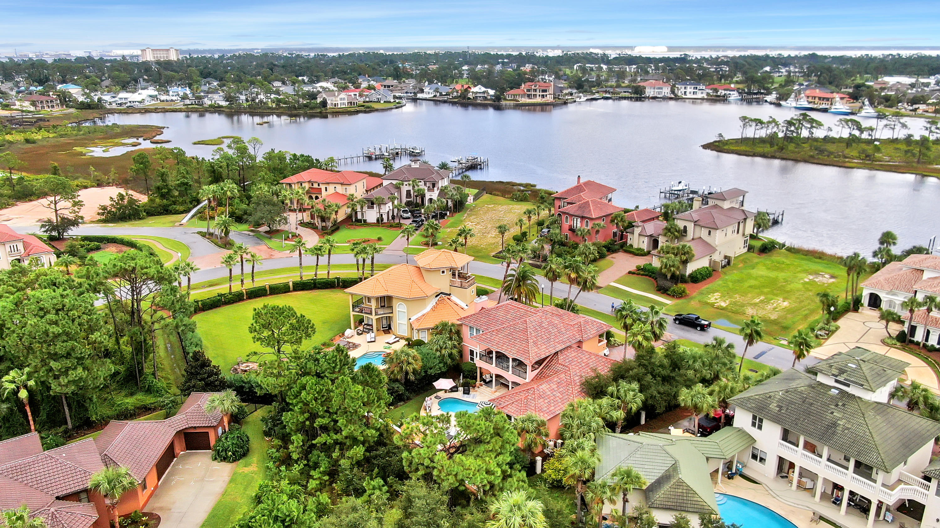 Finisterre - Residential