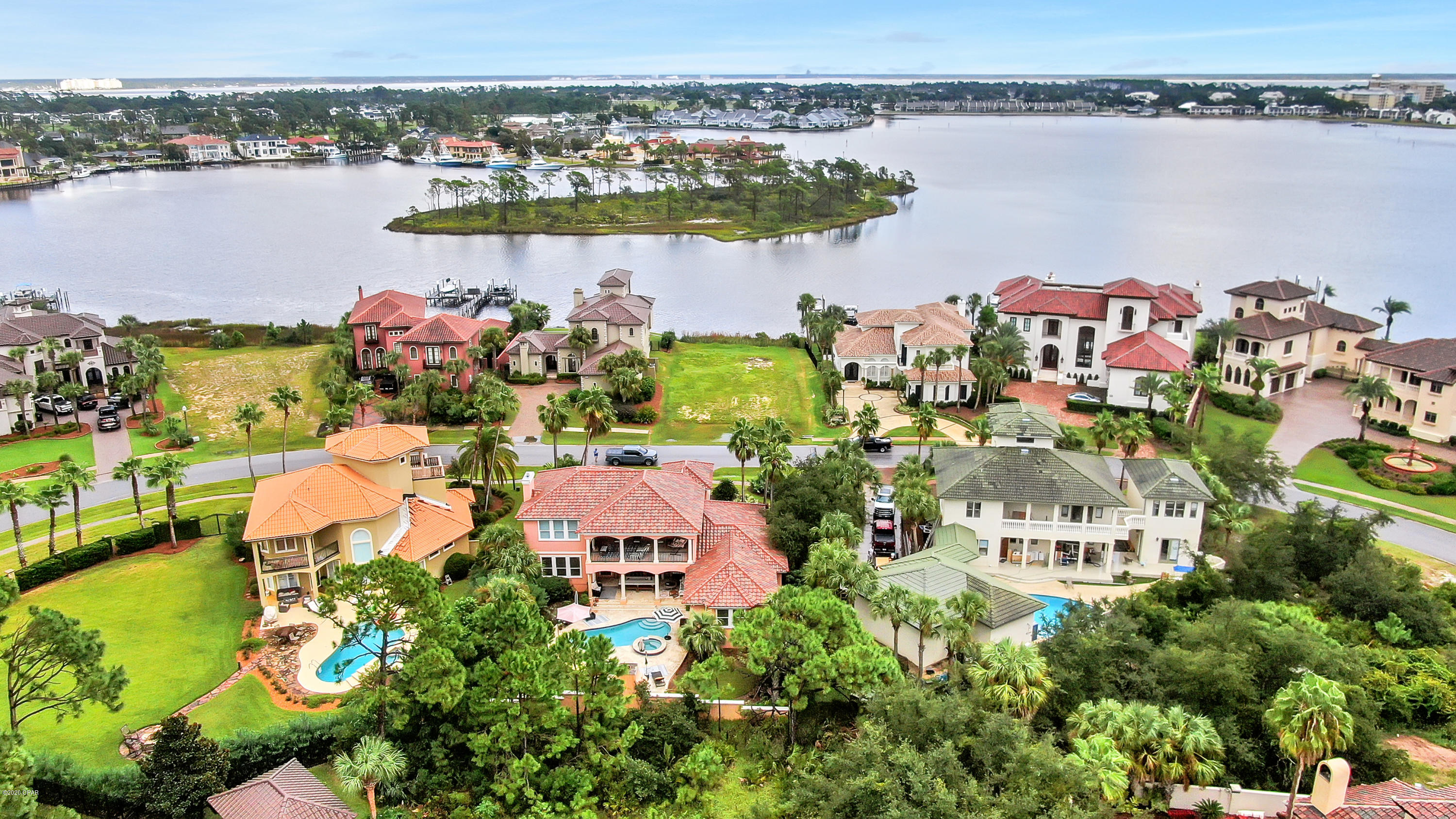 Finisterre - Residential