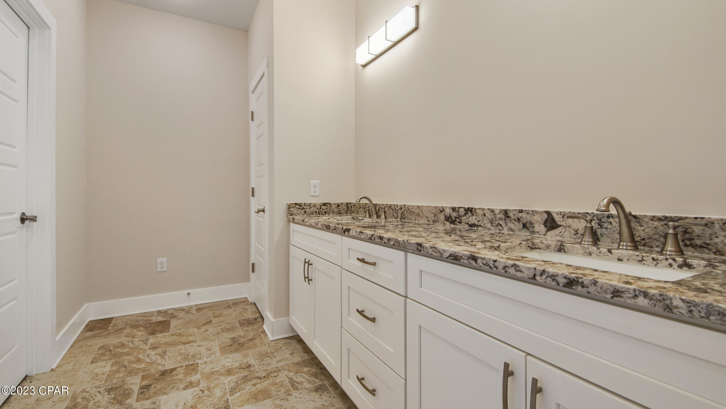 Bay Front Unit 6 - Residential