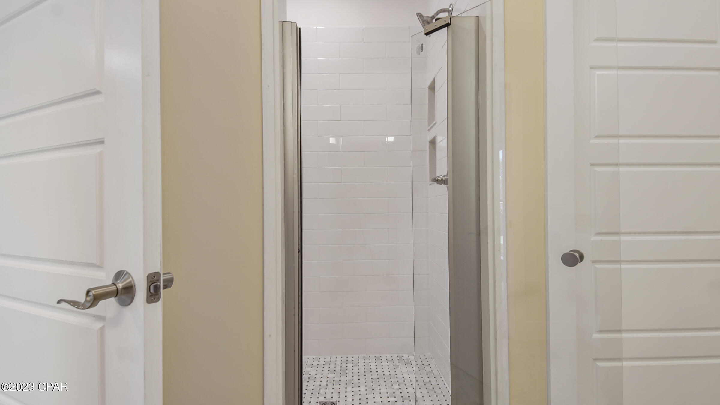 Bay Front Unit 6 - Residential