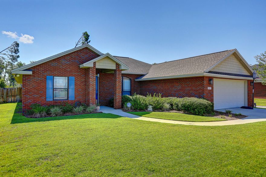 Don Miller built brick home in Azalea Place. Interior features include 4 bedrooms, 2 baths, large open living area with tray ceiling and rear parch access, spacious kitchen with stainless steel appliances, breakfast nook & bar, master bedroom features double vanity, separate tub & shower, & walk-in closet. Additional features include crown moulding & electric fireplace. Exterior features include all brick home with front & rear porches, sprinkler system, underground utilities, & sidewalks.

All sizes, school zones, & sq ft are approximate, verify if important.