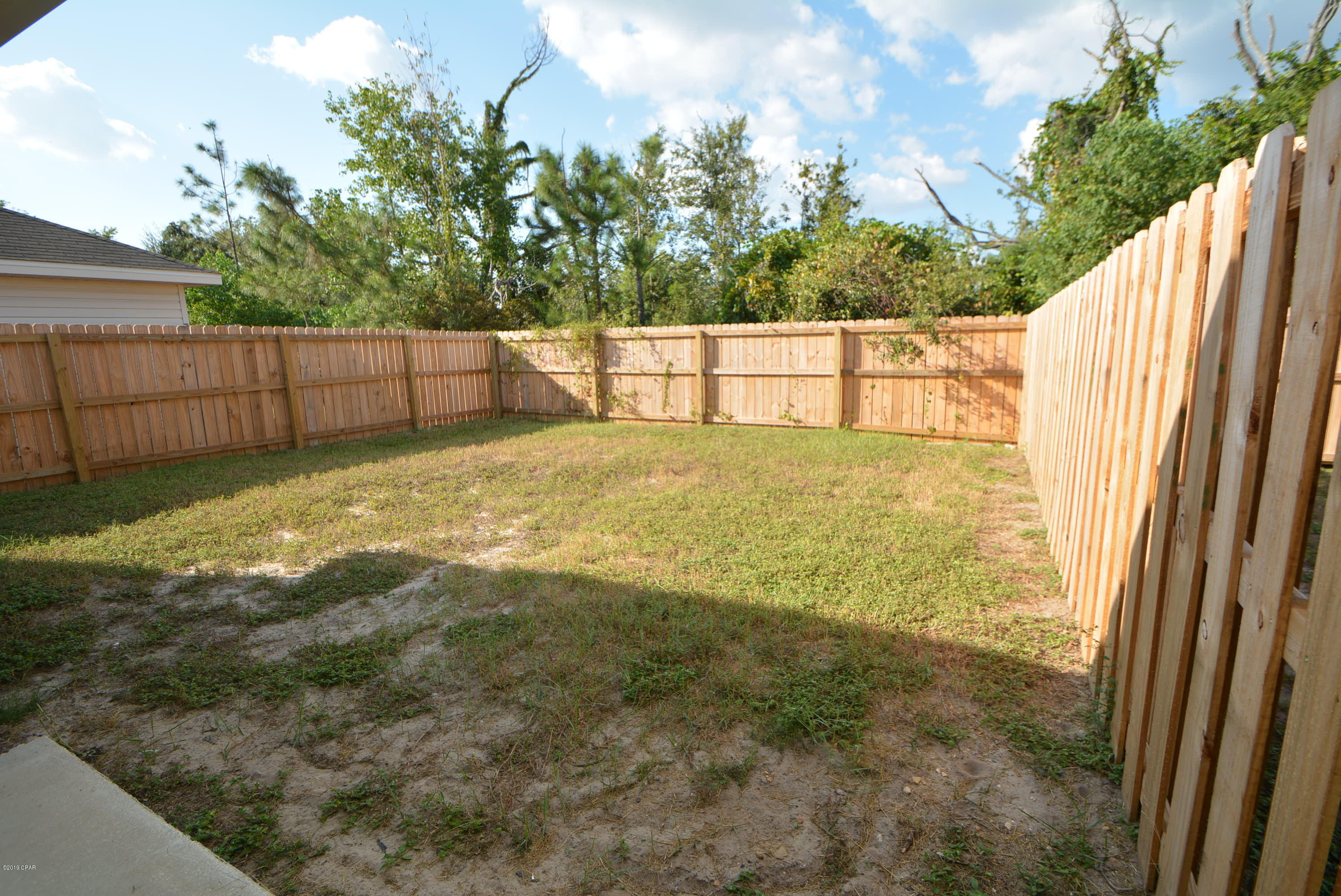 Summer Lace - Residential