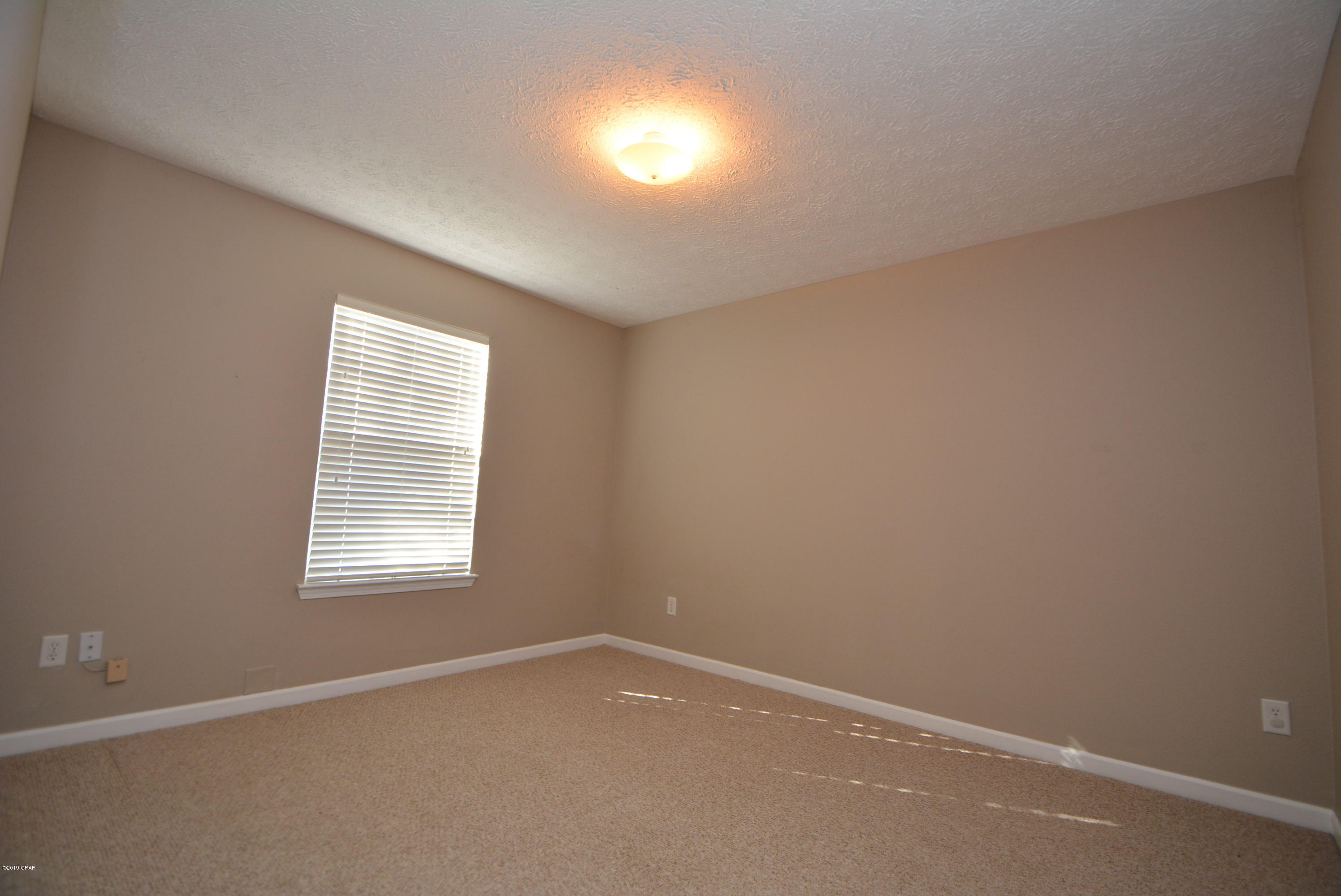 Summer Lace - Residential